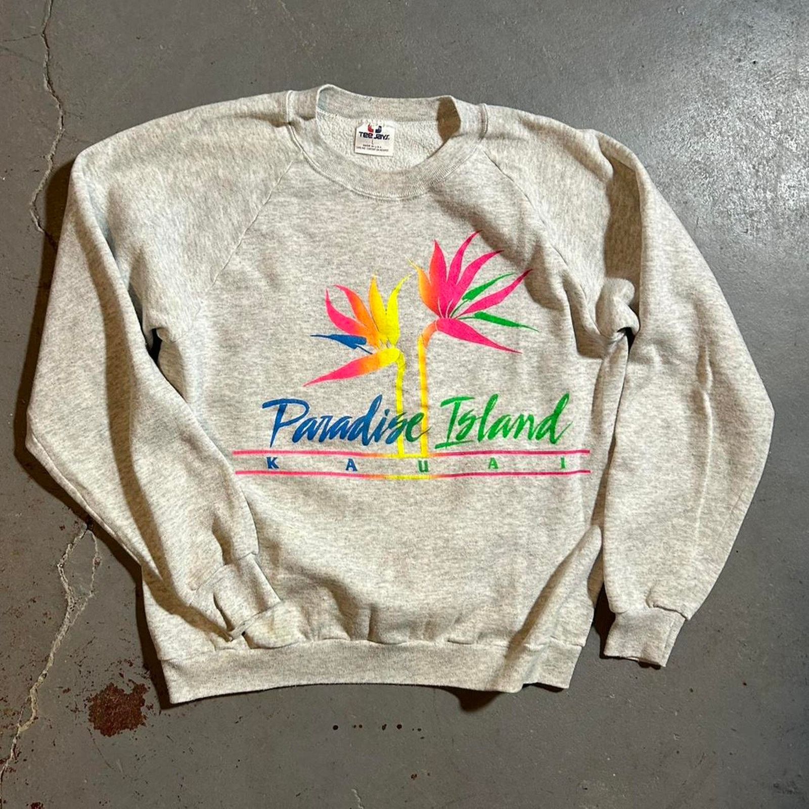 Hanes 90s hawaii crewneck some Size L / US 10 / IT 46 - 1 Thumbnail