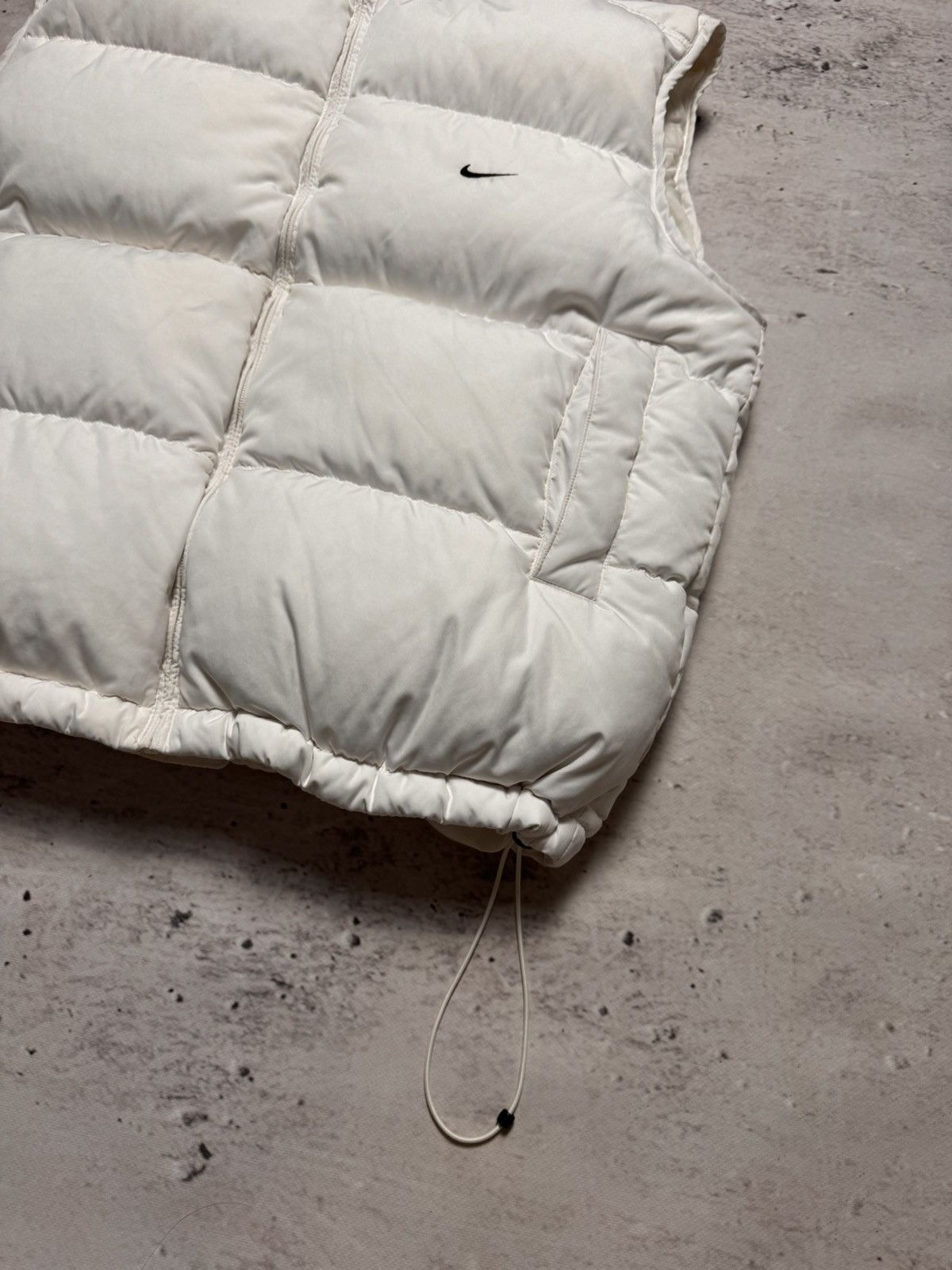 Nike × Nike ACG NIKE PUFFER DOWN BASIC LOGO WHITE OVERSIZE VEST Size US L / EU 52-54 / 3 - 2 Thumbnail