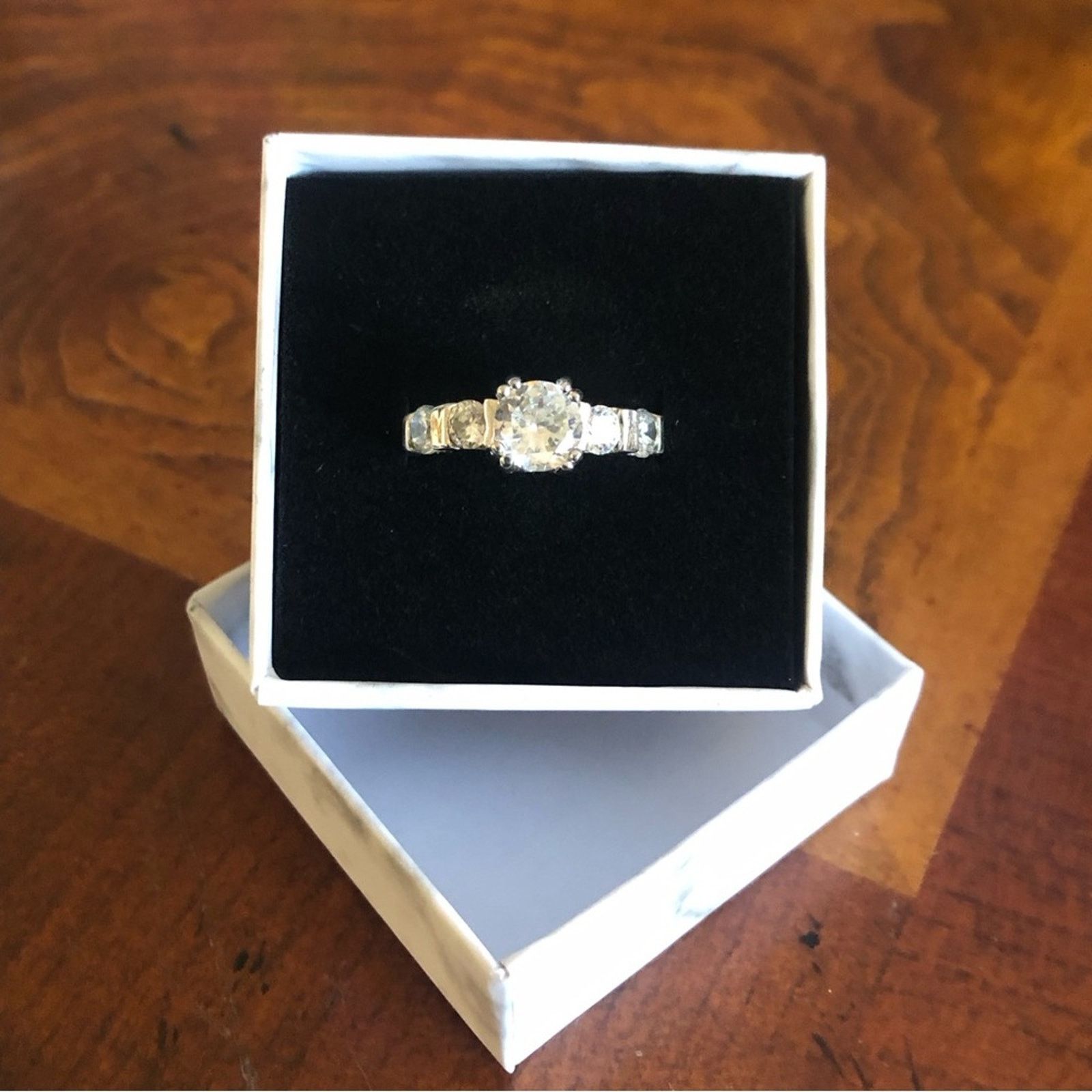Vintage Vintage 14kt white gold cubic zirconia wedding band Size ONE SIZE - 1 Thumbnail