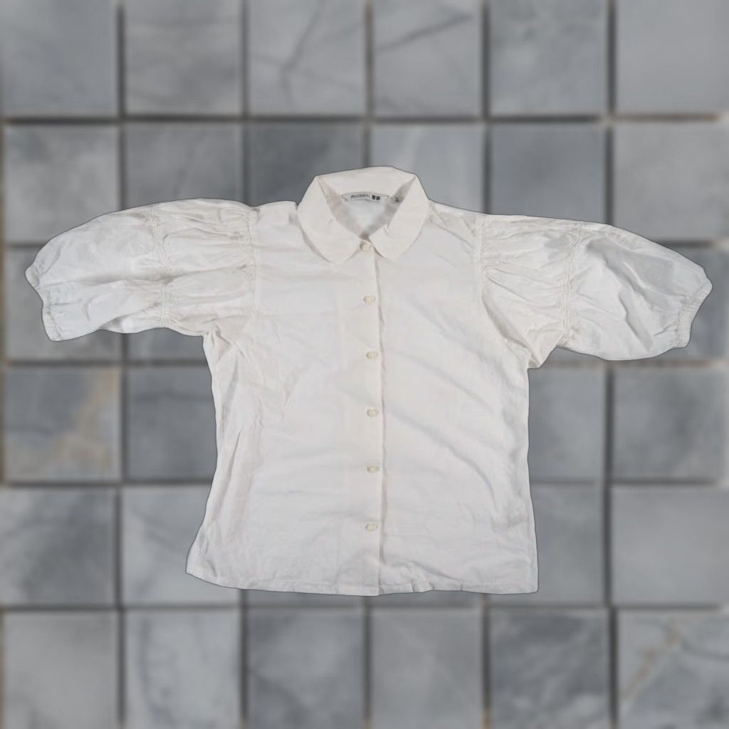 Uniqlo VINTAGE Uniqlo x JW Anderson Women's Balloon Sleeve Button Up Shirt XS White Casual, Formal, Party, Summer Women Size XS / US 0-2 / IT 36-38 - 1 Thumbnail