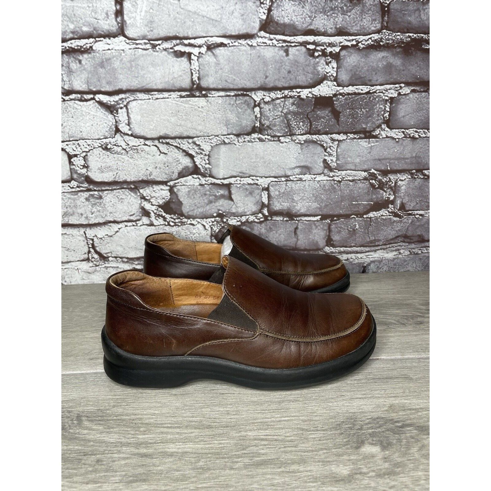 Birkenstock Footprints By Birkenstock Brown Leather Loafers Slip On Shoe Size US 6.5 / IT 36.5 - 13 Thumbnail