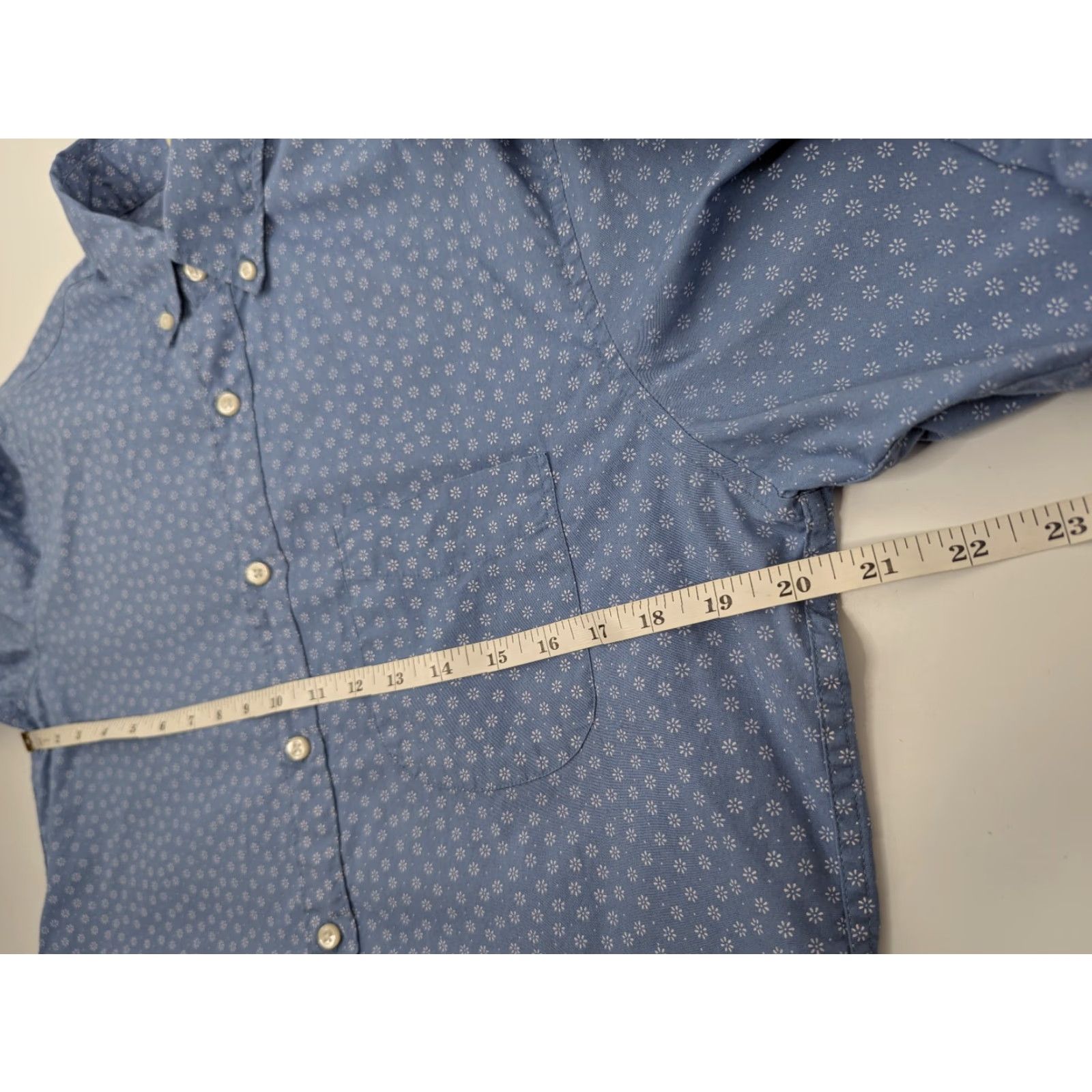 J.Crew J.CREW Shirt Mens M Floral Dots Slim Untucked Button-Down Organic Cotton Blue, Polka Dot, All Seasons, Classic, Preppy, Mens Size US M / EU 48-50 / 2 - 5 Thumbnail