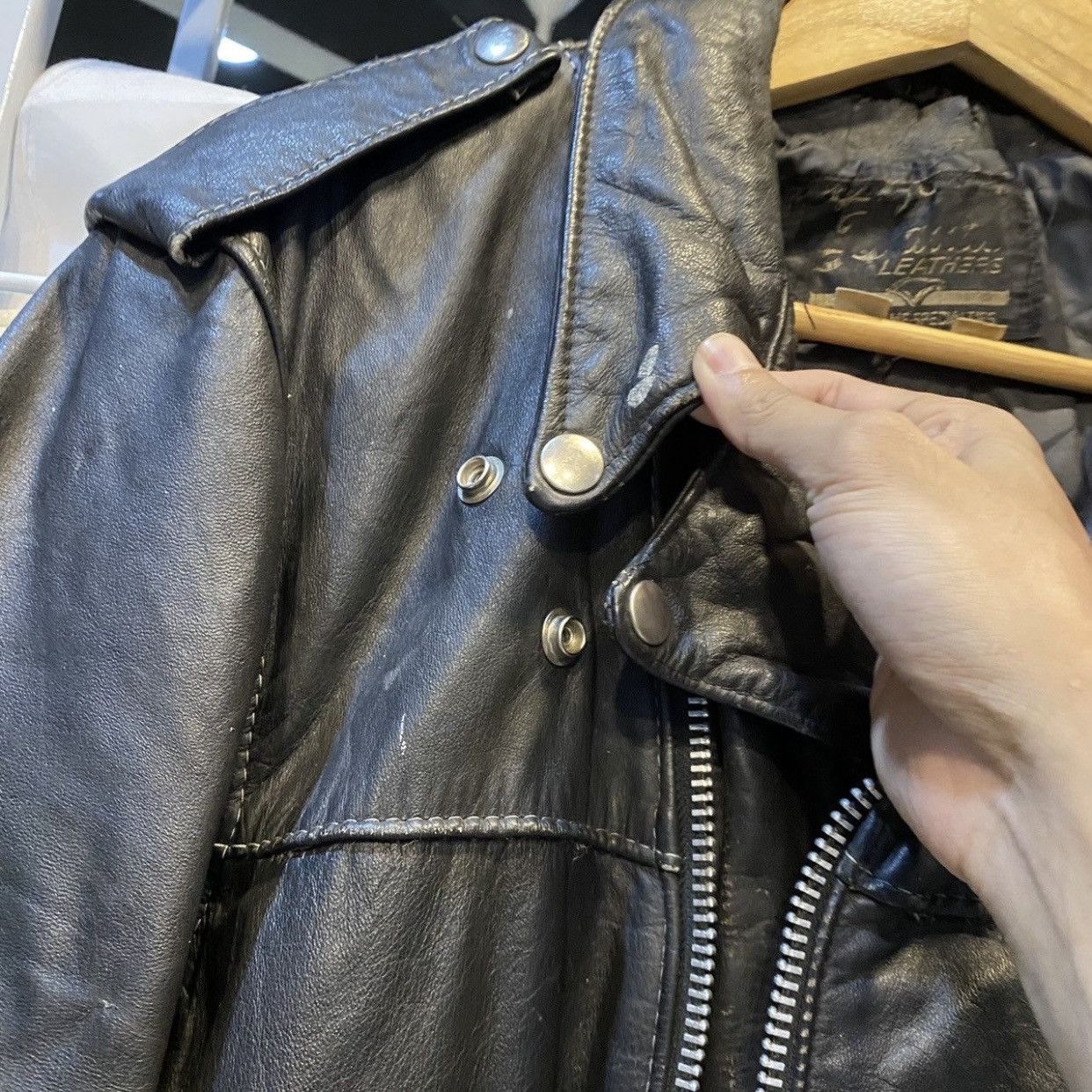 Harley Davidson VTG Chrome Specialties Fringe Leather BikerJacket USA Harley Size US M / EU 48-50 / 2 - 18 Thumbnail