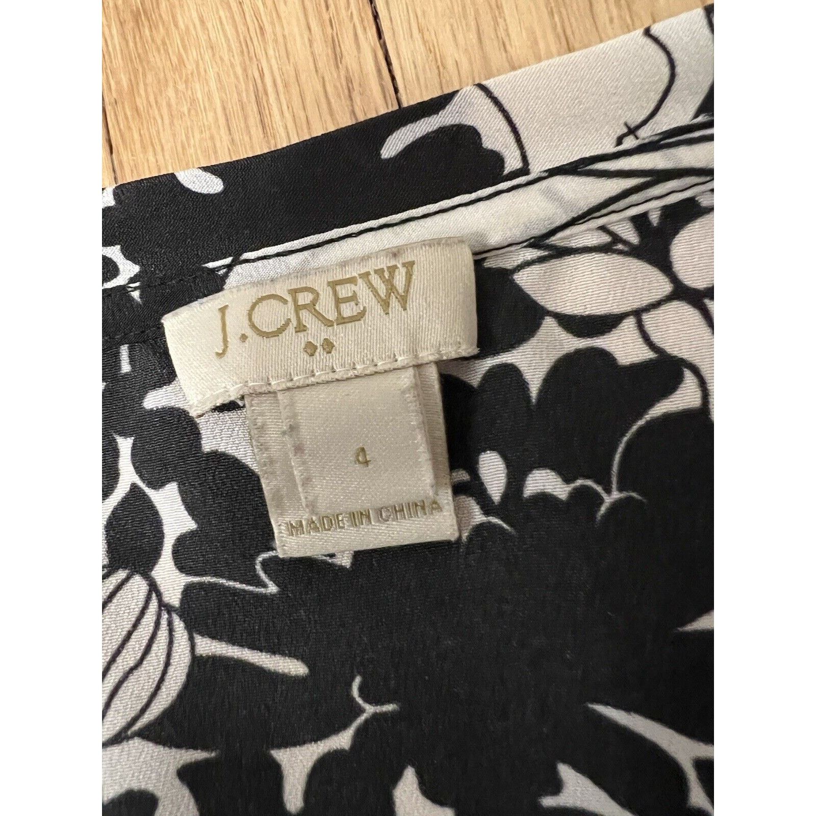 J.Crew J.Crew Cuffed Sleeve Sleeveless Blouse Women Size 4 Size S / US 4 / IT 40 - 3 Thumbnail