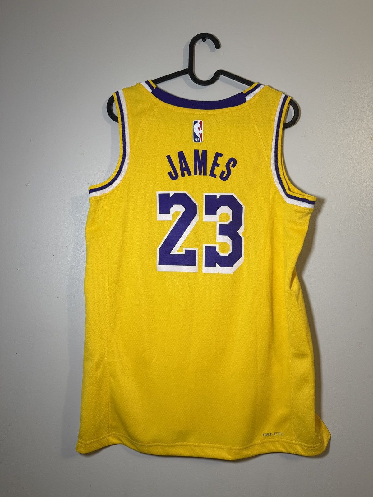 Nike Nike Los Angeles Lakers LeBron James NBA Jersey Size US S / EU 44-46 / 1 - 2 Thumbnail