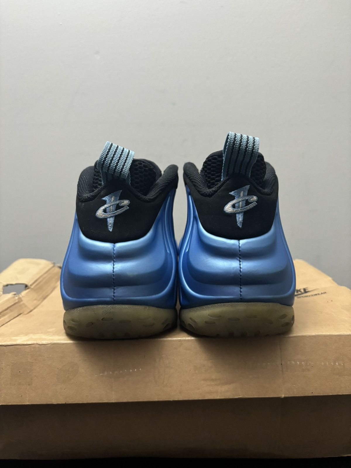 Nike Nike Air Foamposite One University Blue Size US 9 / EU 42 - 5 Thumbnail