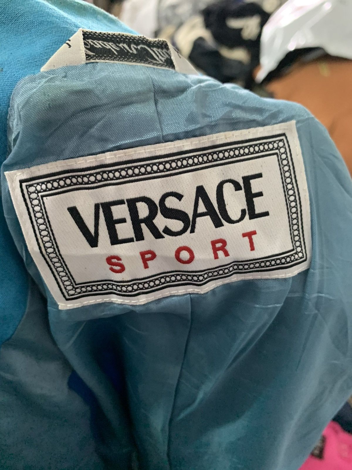 Versace RARE VERSACE SIZE 42 Size S / US 4 / IT 40 - 4 Thumbnail