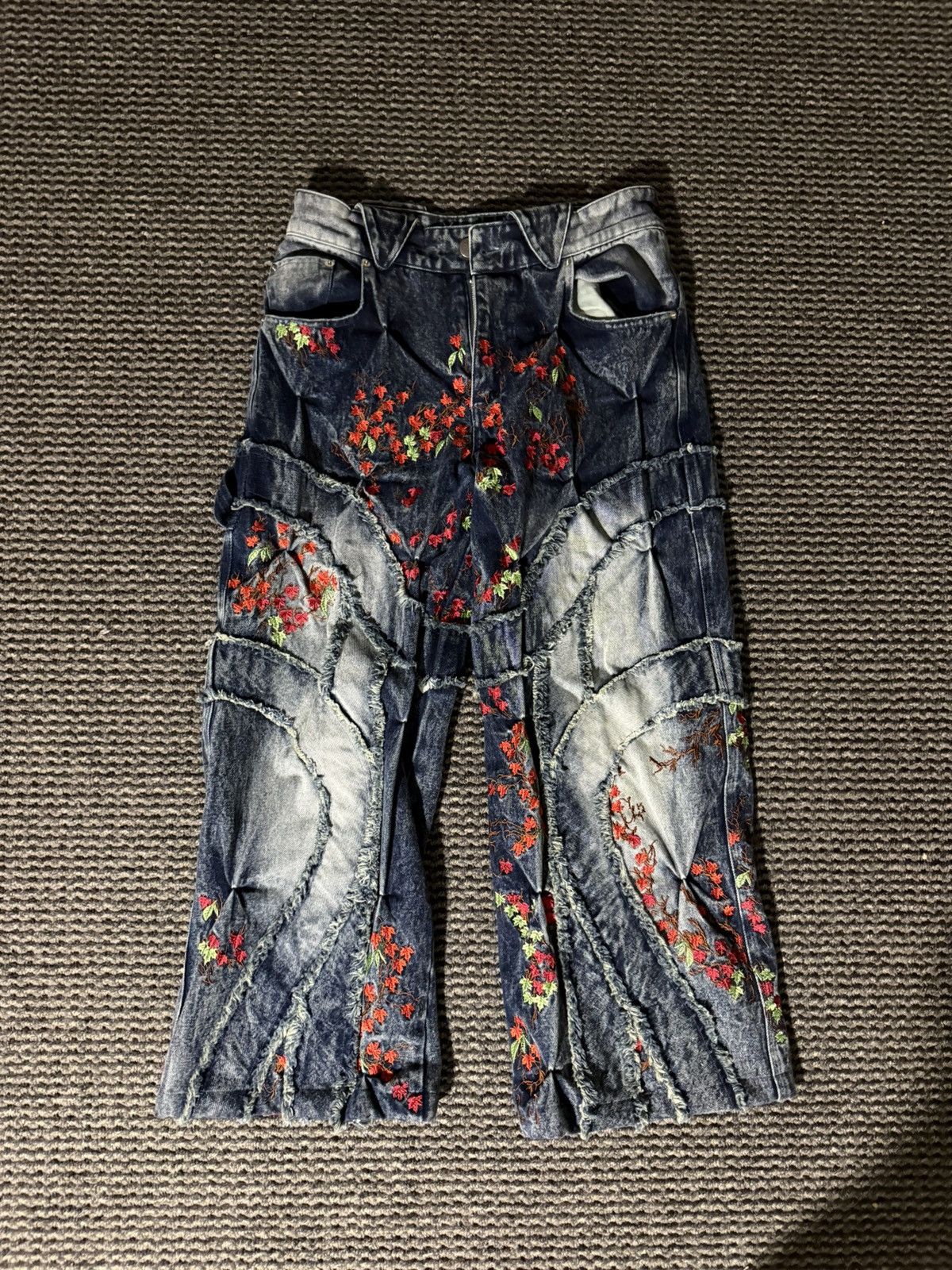 Bad Son Badson Red Blossom Denim Cropped 30x27 Size US 30 / EU 46 - 1 Thumbnail