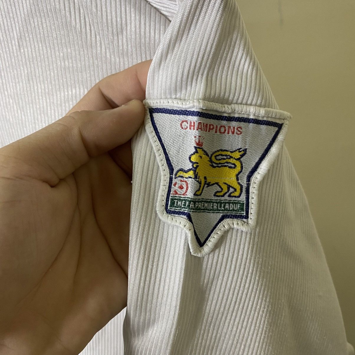 Nike Vintage Nike Leeds United 2000-02 Home Shirt Boot Jersey Size US XL / EU 56 / 4 - 3 Thumbnail
