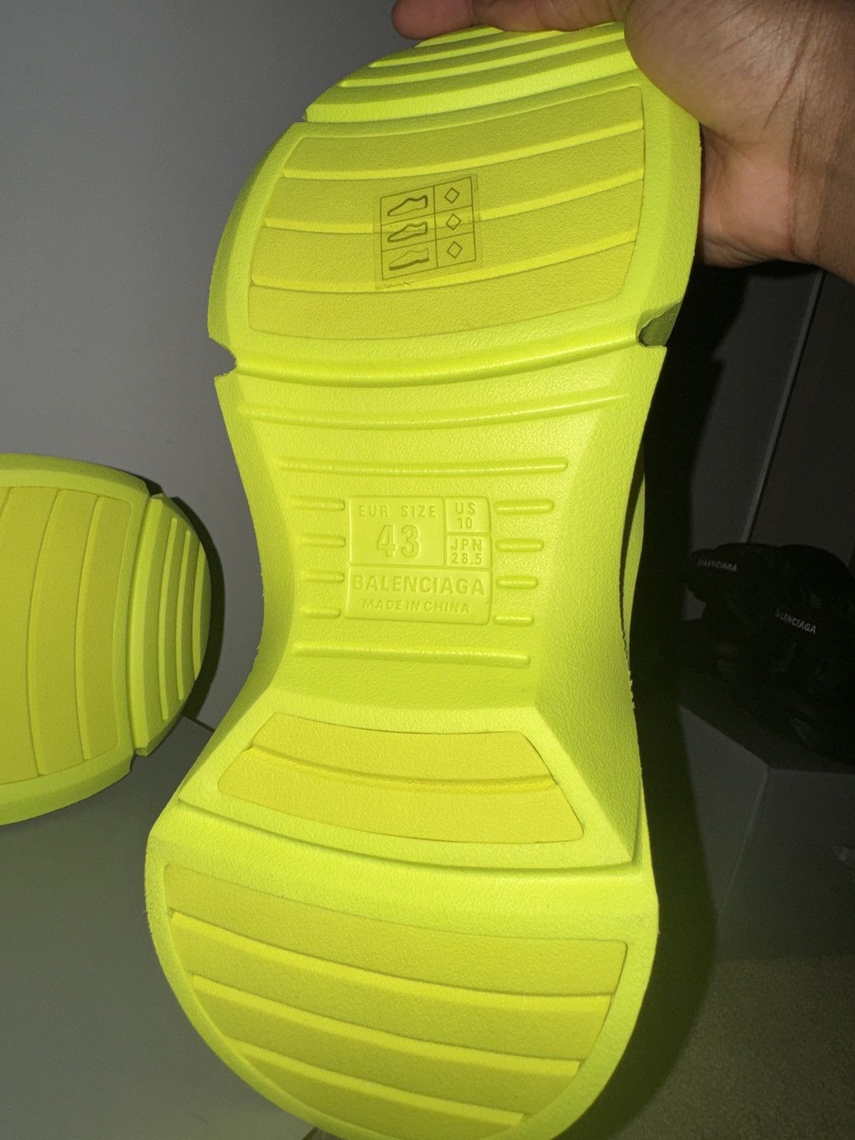 Balenciaga Balenciaga Mold Closed Slipper Size US 10 / EU 43 - 4 Thumbnail