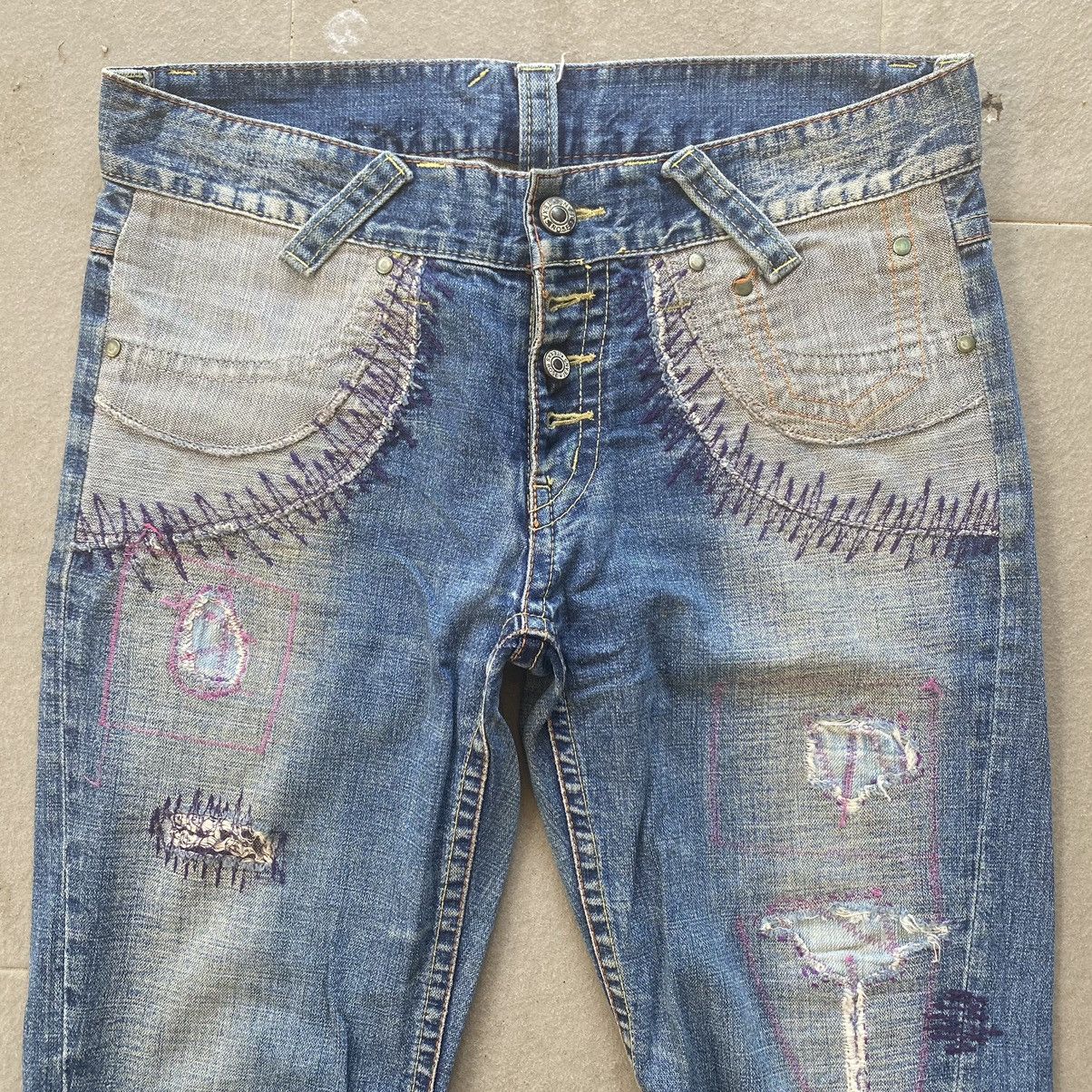 Other Distressed denim reverse pocket design Size US 34 / EU 50 - 2 Thumbnail