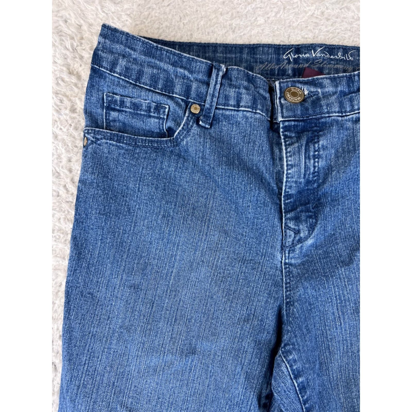 Gloria Vanderbilt VINTAGE Gloria Vanderbilt Women's Capri Jeans Size 6 Mid Rise Cotton Blue Embroidered Rhinestone Size 28" / US 6 / IT 42 - 6 Thumbnail