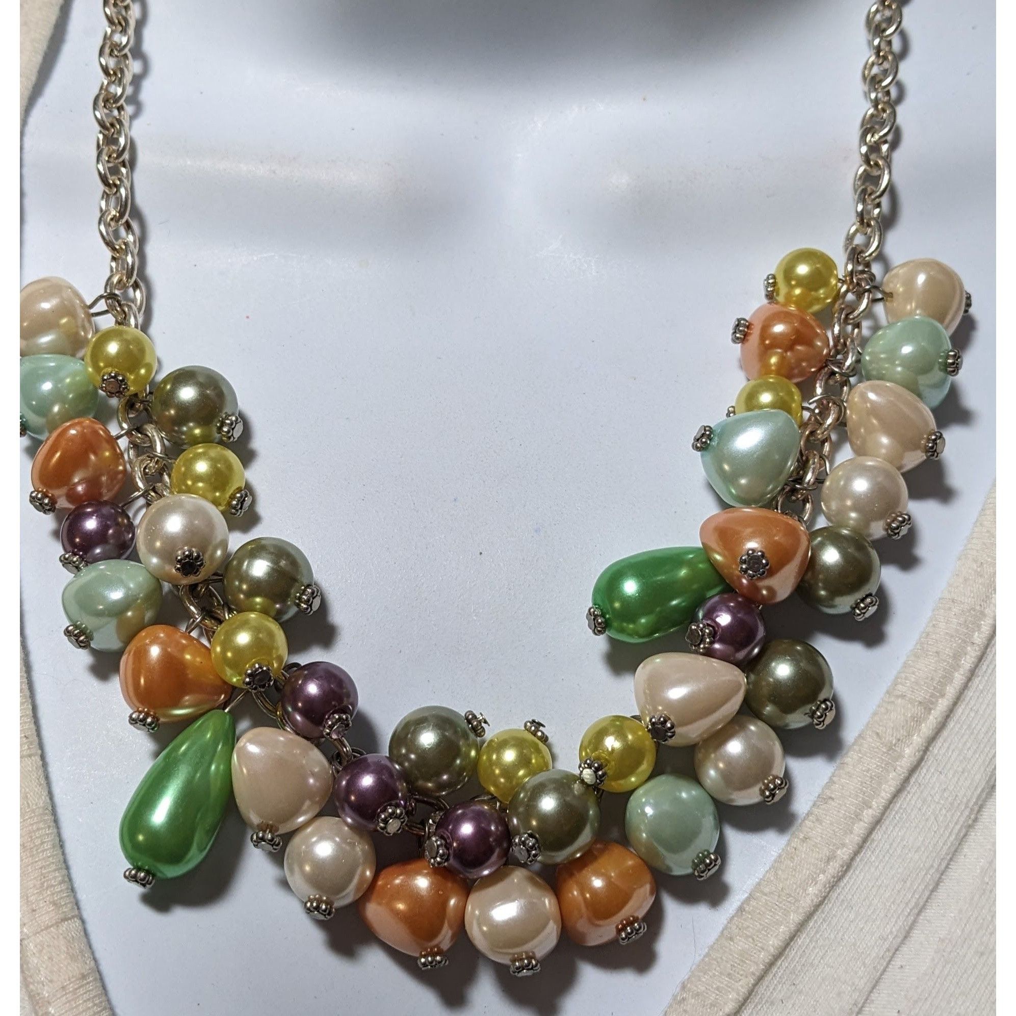Other Pier 1 Imports Pastel Pearl Cluster Necklace Size ONE SIZE - 7 Thumbnail