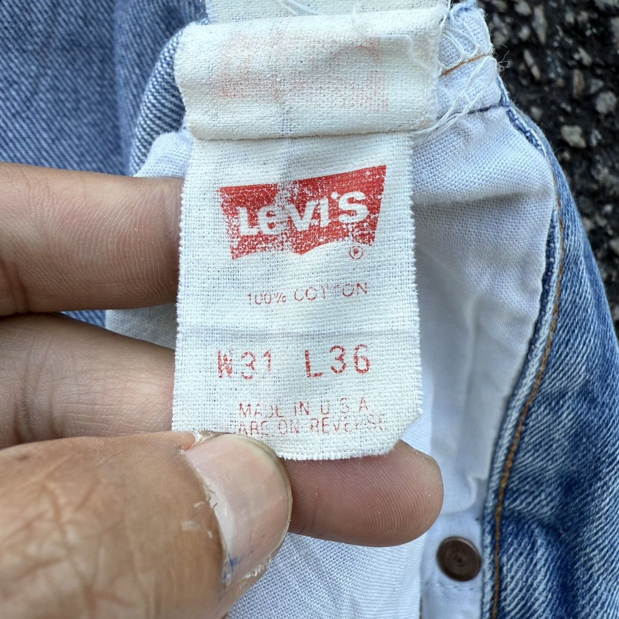 Levi's Vintage Clothing VINTAGE LEVI’S 501 USA LIGHT WASH RIPPED JEAN DENIM PANTS Size US 31 - 14 Thumbnail
