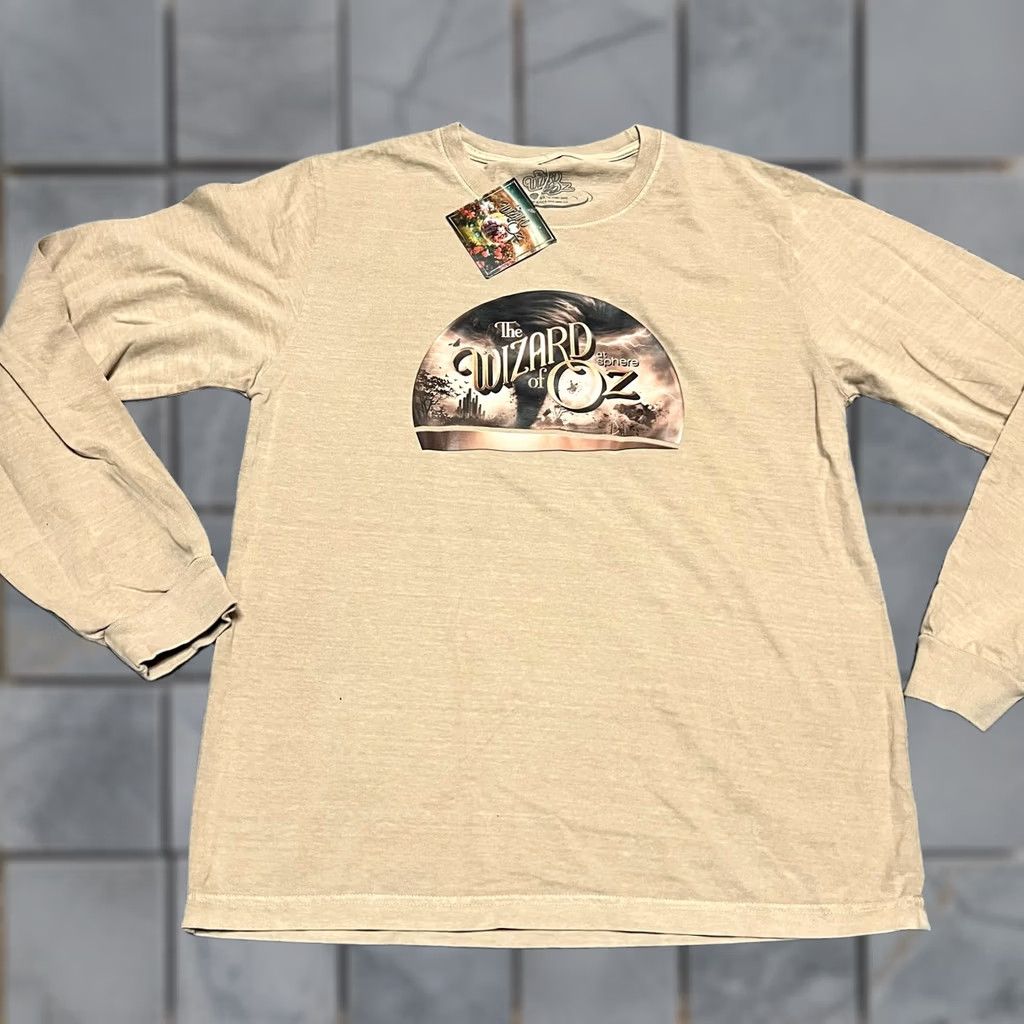 Vintage Wizard of Oz Shirt Tan Brown Long Sleeve Graphic Tshirt Adult Medium M Men Brown Tan Graphic Tshirt Oz Shirt Size US M / EU 48-50 / 2 - 1 Thumbnail