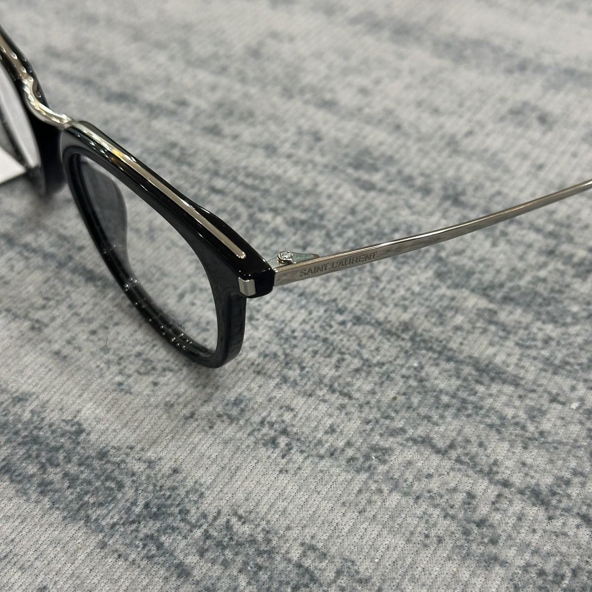Yves Saint Laurent SAINT LAURENT SL753 OPT 001 EYEGLASSES Size ONE SIZE - 4 Thumbnail