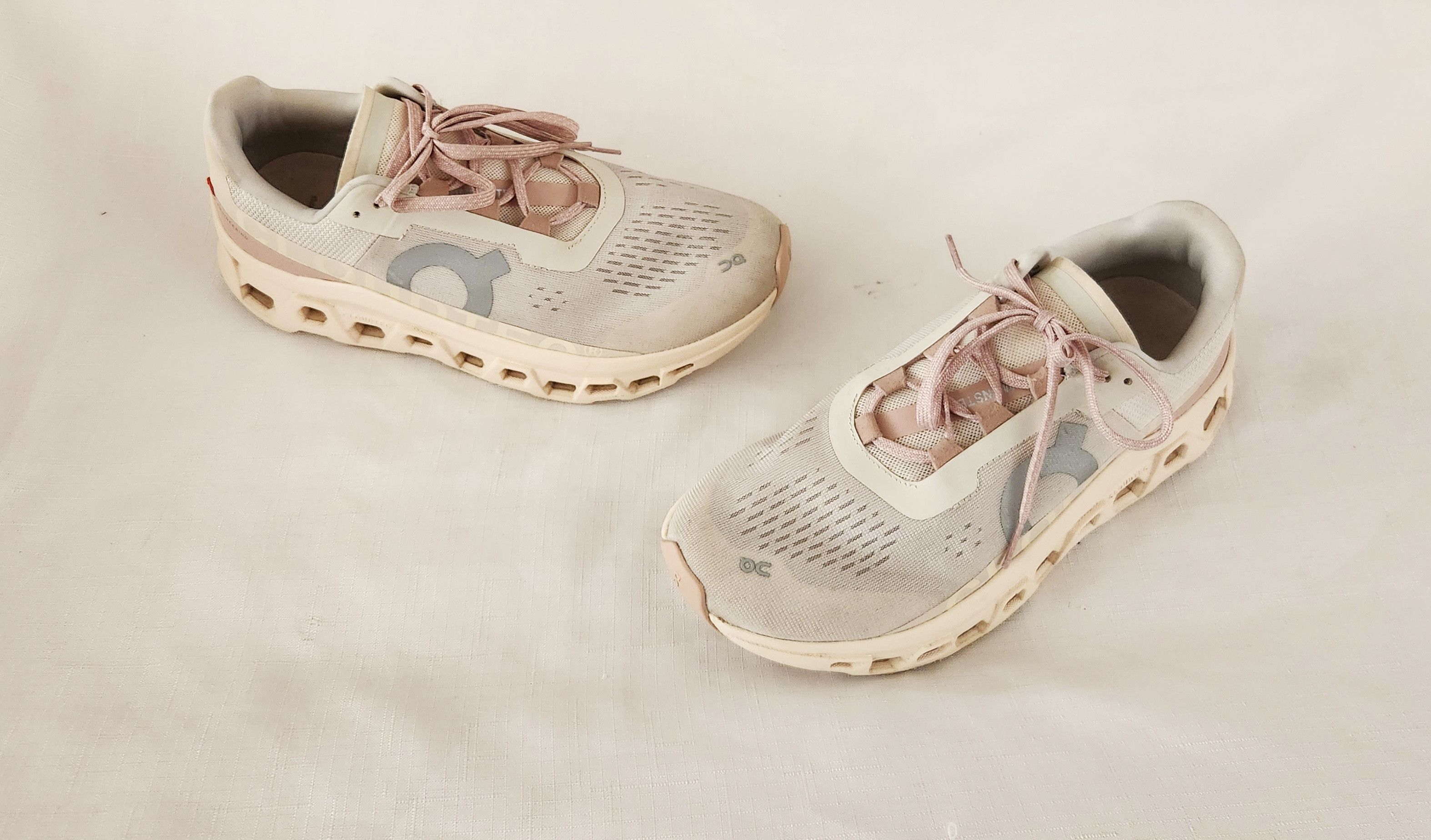 On On Running Women's Cloudmonster Shoes Moon Fawn pink SZ 9 Size US 9 / IT 39 - 6 Thumbnail