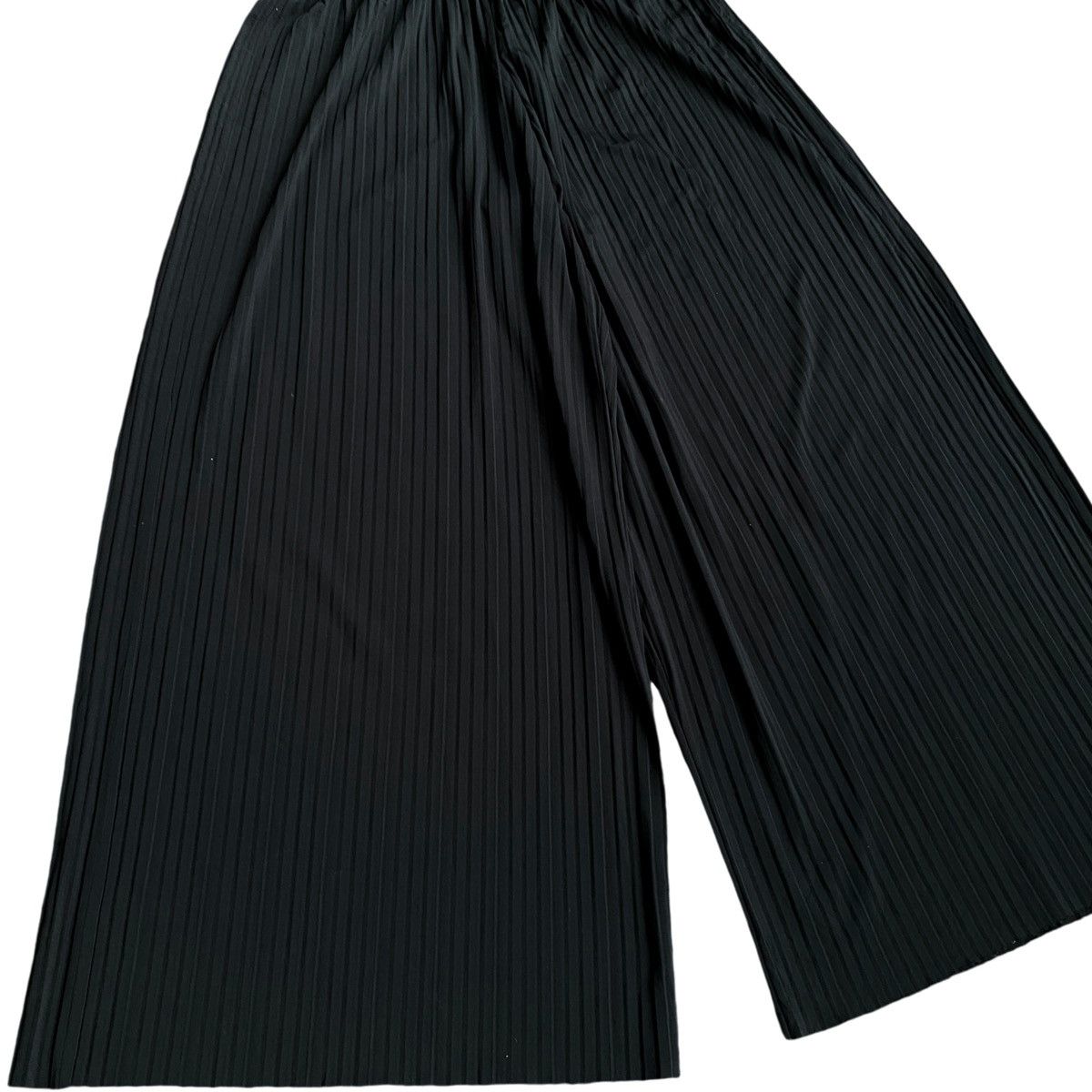 Issey Miyake × Japanese Brand × Vintage Rare Japanese Brand S&R Pleats Ultra Wide Pants Size US 32 / EU 48 - 3 Thumbnail