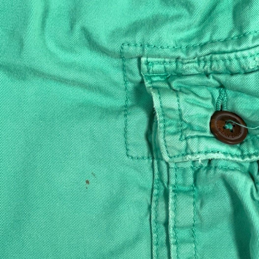 American Eagle Outfitters American Eagle Outfitters Cargo Shorts Mens 34 Green Cotton Canvas Outdoor Logo Cargo Pockets 10in Inseam Size US 34 / EU 50 - 4 Thumbnail