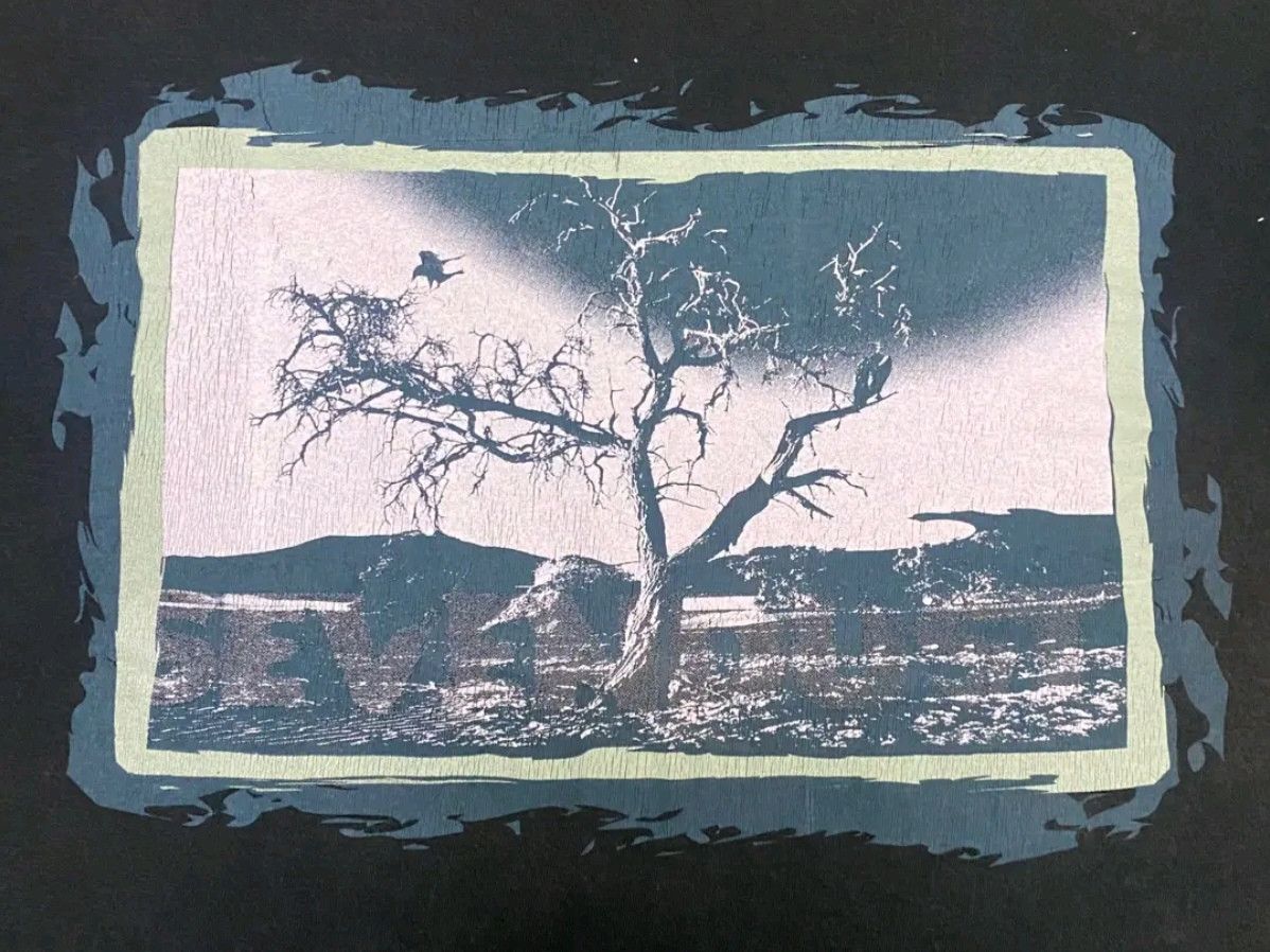 Band Tees 💥Best Offer💥Vintage 90s Sevendust Metal Band Tshirt Size US XL / EU 56 / 4 - 3 Thumbnail