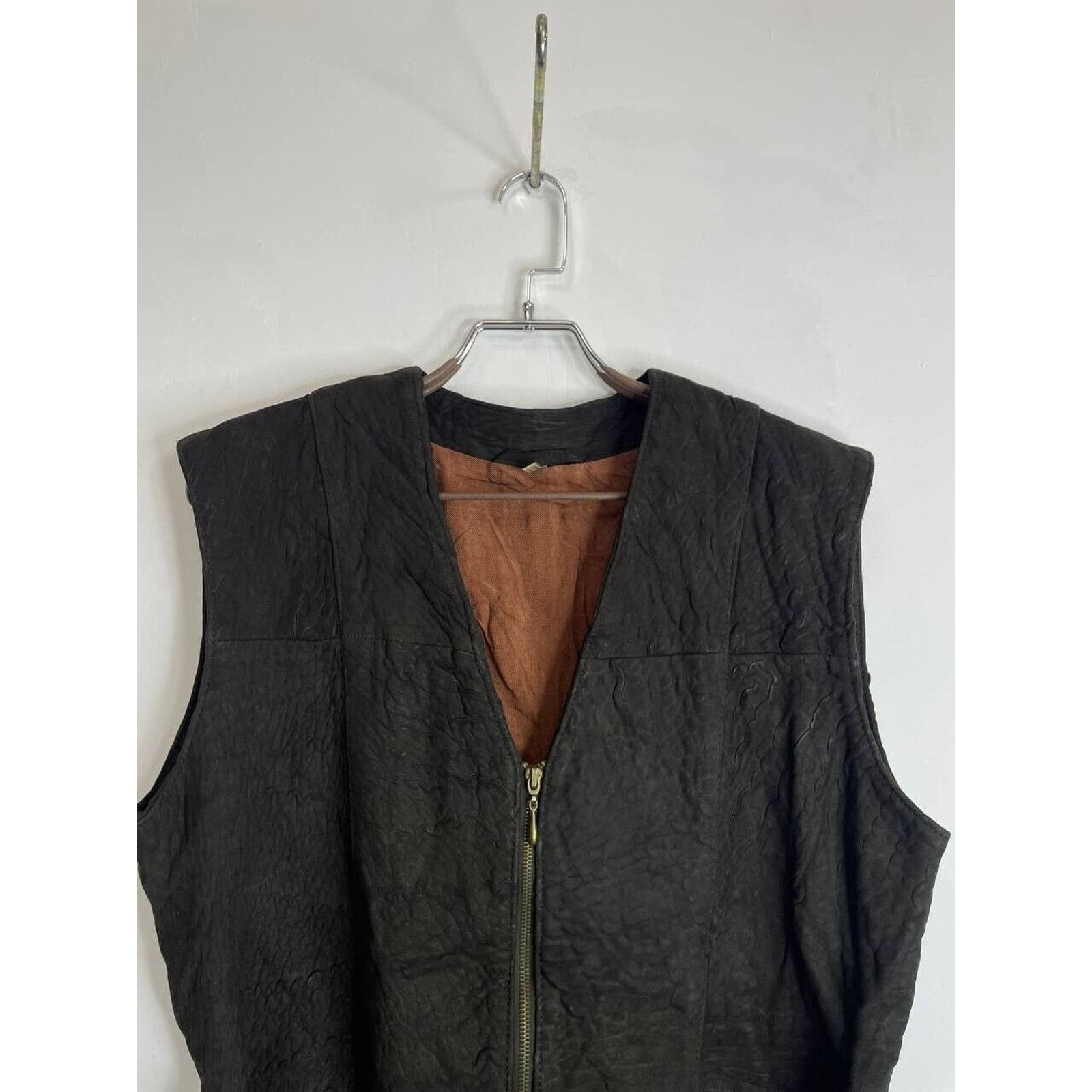 Vintage Vintage Black Leather Vest with Belt, Distressed Look Size L Size L / US 10 / IT 46 - 3 Thumbnail
