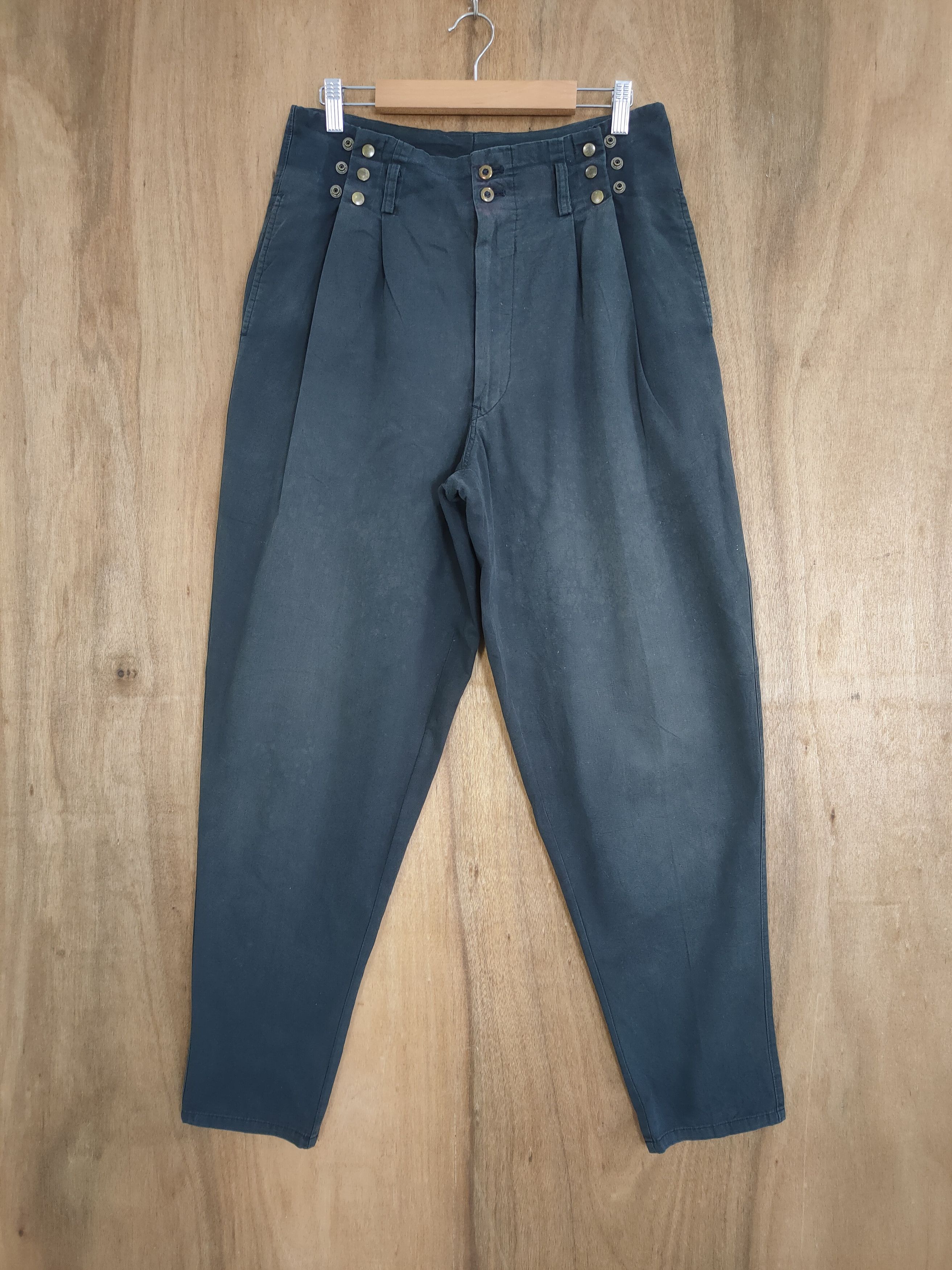 Japanese Brand VINTAGE THREE TOP FADED BLACK TROUSER CHINO PANTS Size US 30 / EU 46 - 1 Thumbnail
