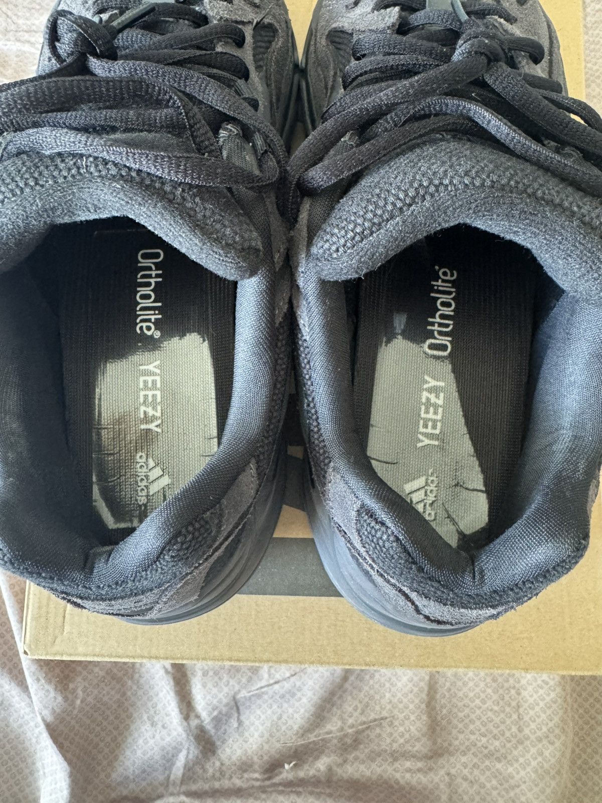 Yeezy Yeezy 700 V2 Vanta Size US 9.5 / EU 42-43 - 5 Thumbnail