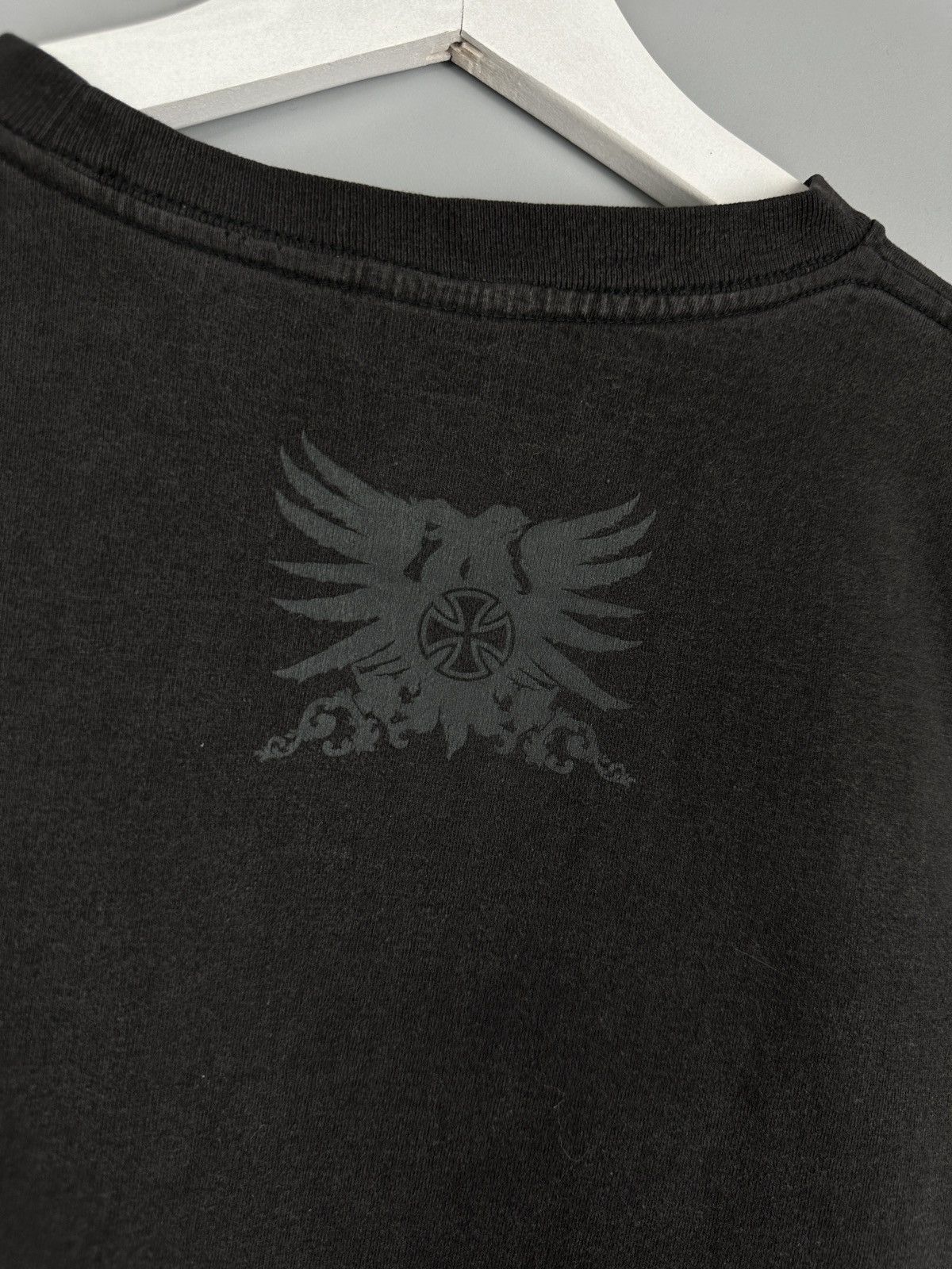 Independent Truck Co. Y2K Independent Truck Affliction Tribal Skull Opium T Shirt Size US M / EU 48-50 / 2 - 9 Thumbnail