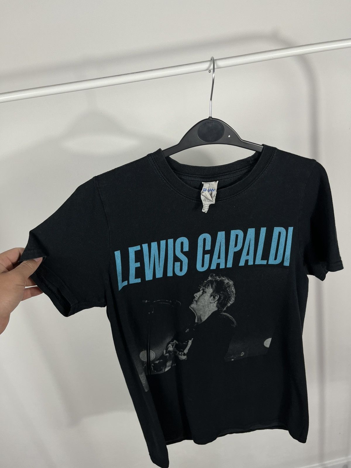 Gildan Lewis Capaldi Black Concert Tour T-Shirt Gildan Softstyle S Size US S / EU 44-46 / 1 - 8 Thumbnail