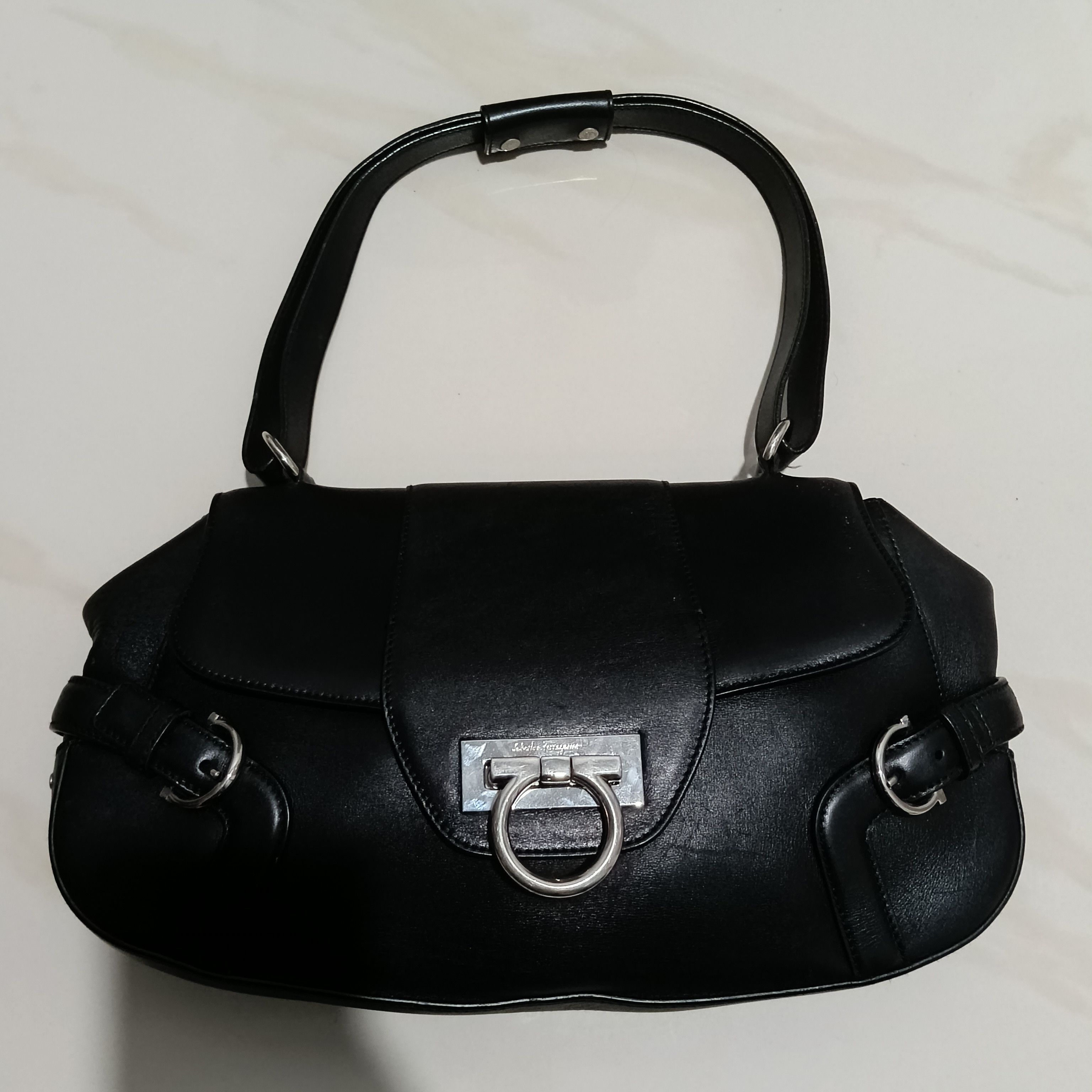Salvatore Ferragamo Salvatore Ferragamo Black Shoulder Bag Size ONE SIZE - 1 Thumbnail