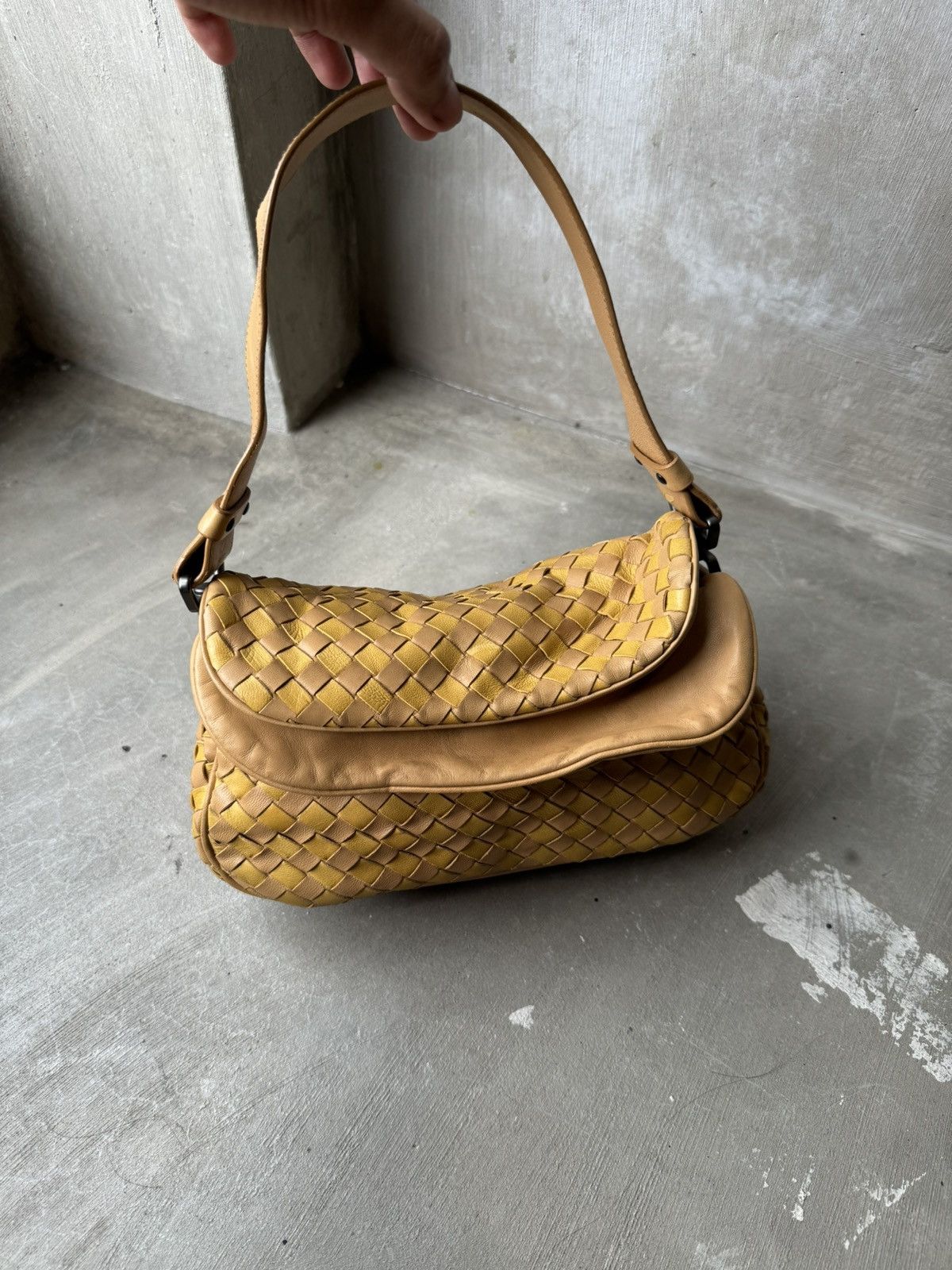 Bottega Veneta Bottega Veneta Intrecciato Leather Flap Small Shoulder Bag Size ONE SIZE - 3 Thumbnail