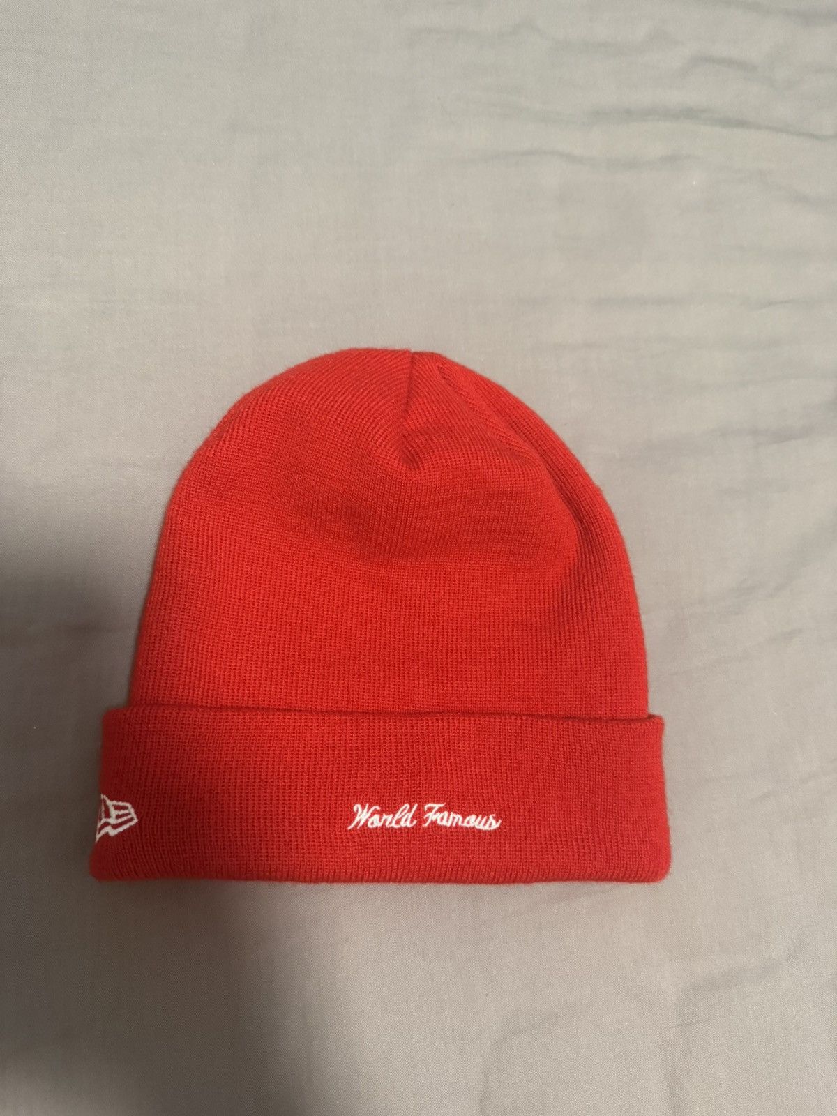 Supreme Supreme fw17 purple on red new era box logo beanie Size ONE SIZE - 3 Thumbnail