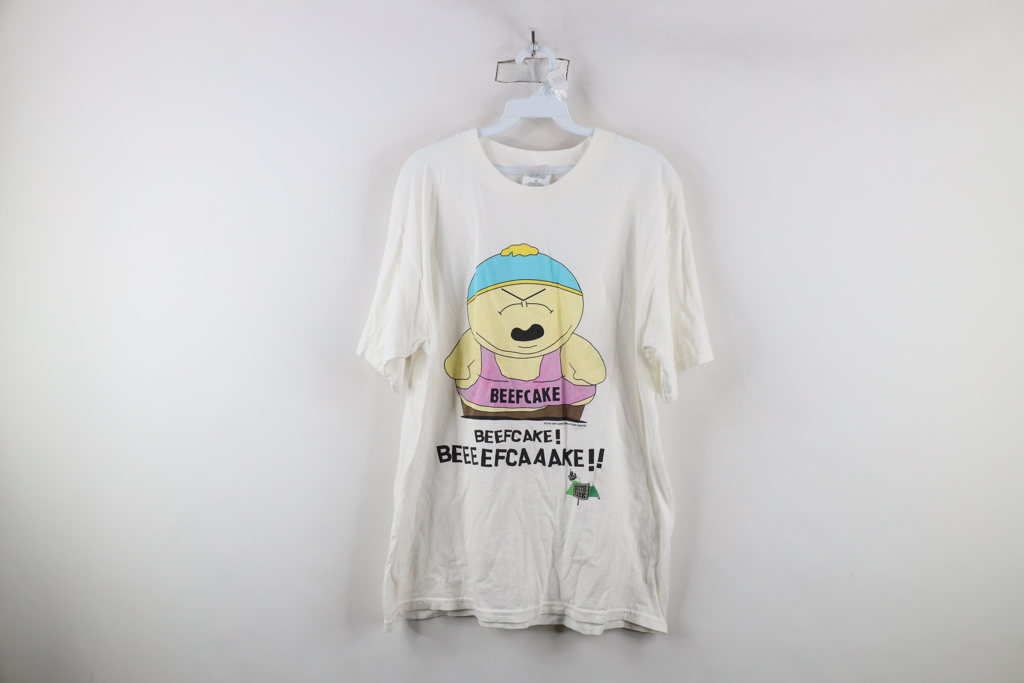 Vintage Vintage 90s Comedy Central Cartman Beefcake T-Shirt White Size US L / EU 52-54 / 3 - 1 Thumbnail