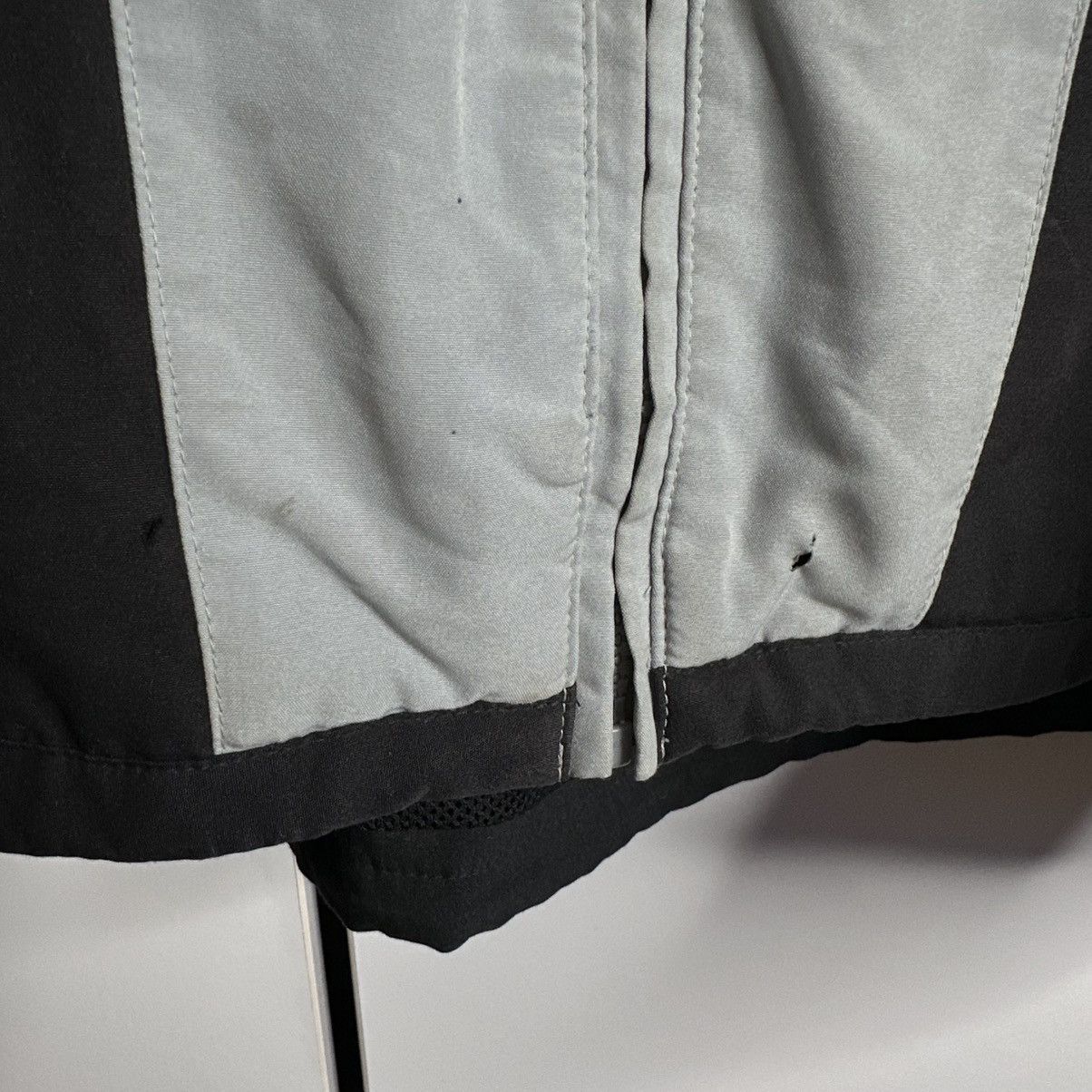 Adidas × Vintage Vintage adidas real madrid jacket Size US M / EU 48-50 / 2 - 7 Thumbnail