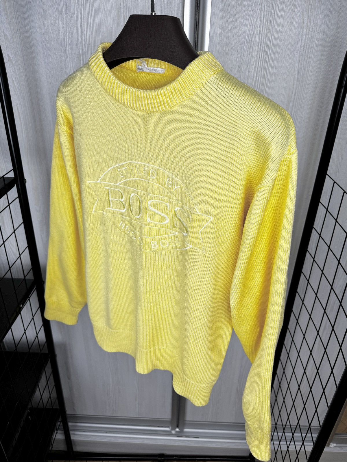 Hugo Boss Vintage Hugo Boss Knit Sweater Pullover Embroidered Big Logo Size US M / EU 48-50 / 2 - 6 Thumbnail