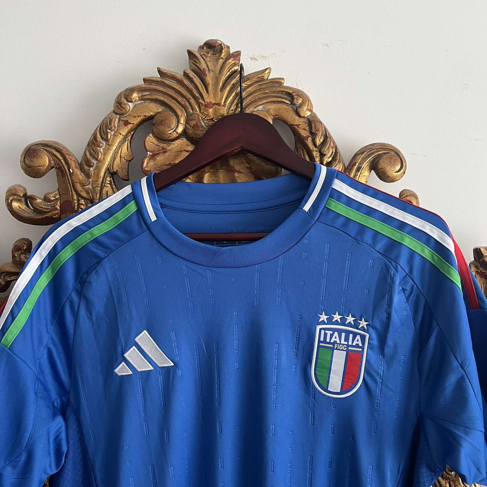 Adidas Adidas Italy 2024/25 Euro Away jersey Sz L Size US L / EU 52-54 / 3 - 4 Thumbnail