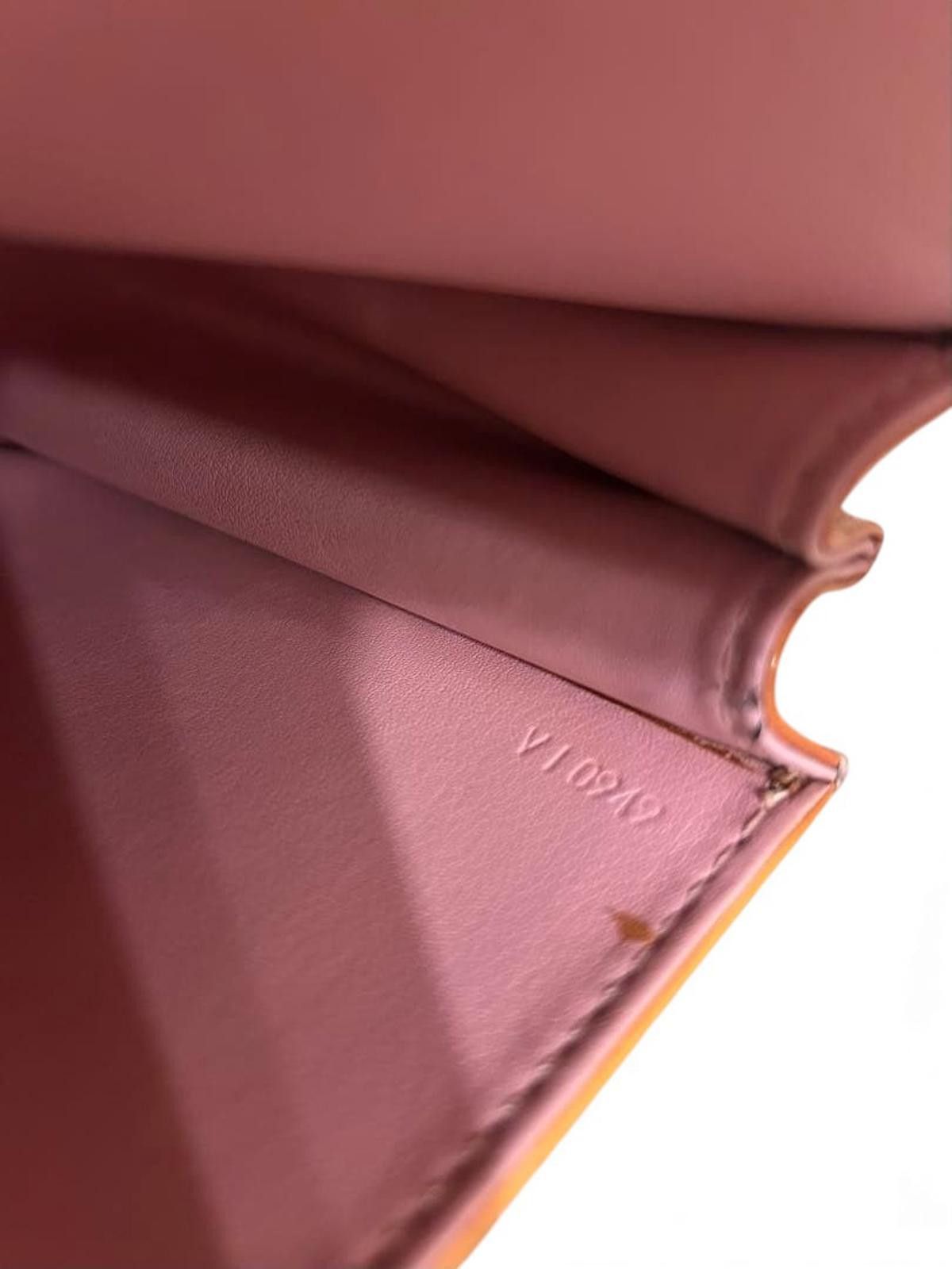 Louis Vuitton Louis Vuitton - Monogram Vernis Leather Top Handle Bag Size ONE SIZE - 8 Thumbnail