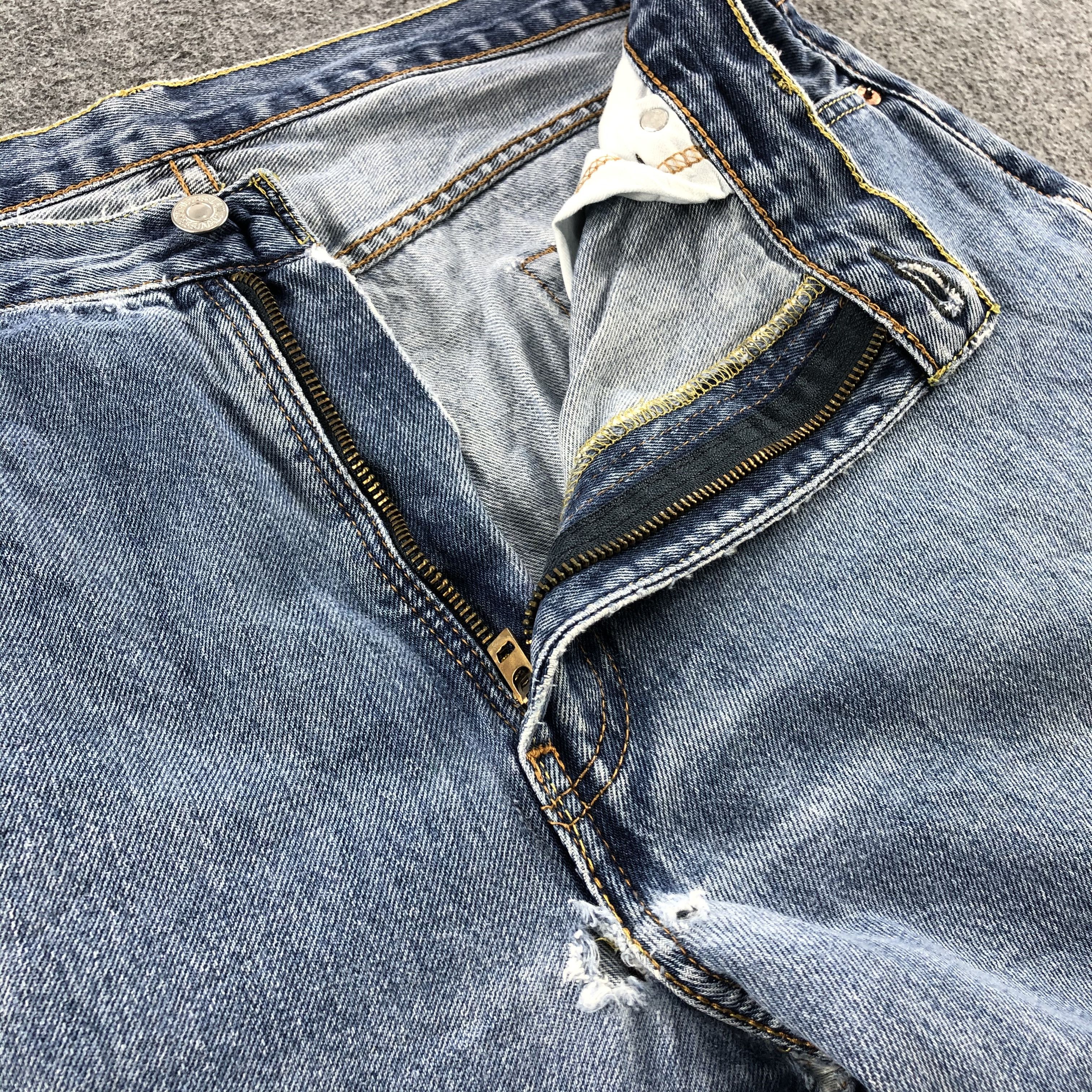 Levi's BLue Wash Vintage Levis 550 Jeans-J1184 Size US 36 / EU 52 - 7 Thumbnail
