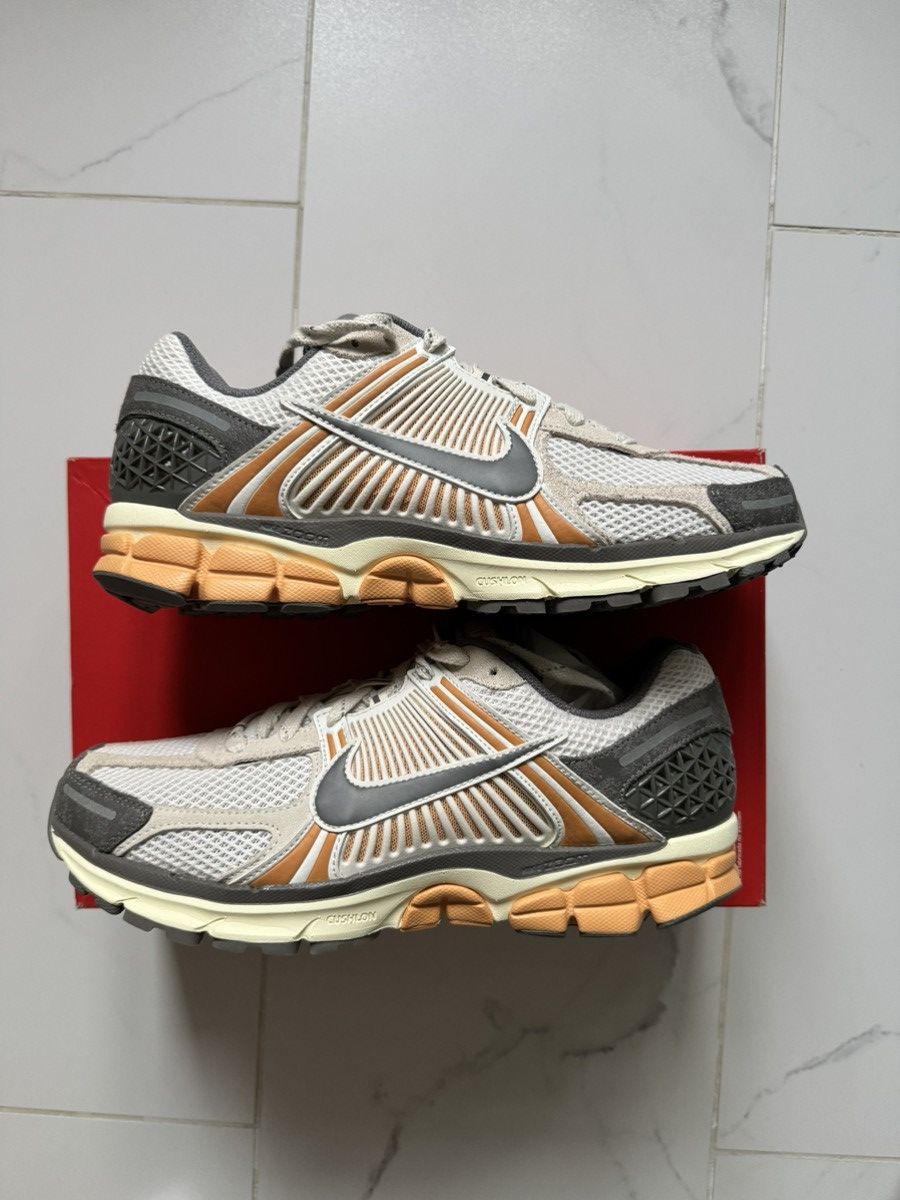 Nike Nike Vomero 5 Size US 11 / EU 44 - 1 Thumbnail
