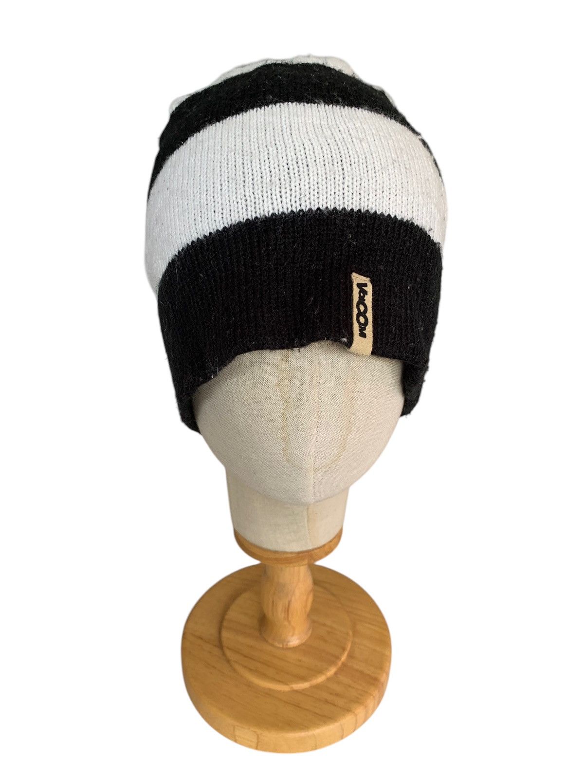 Volcom Stripe Volcom Black&White Rare Hairy Streetwear Beanie Hats Size ONE SIZE - 8 Thumbnail