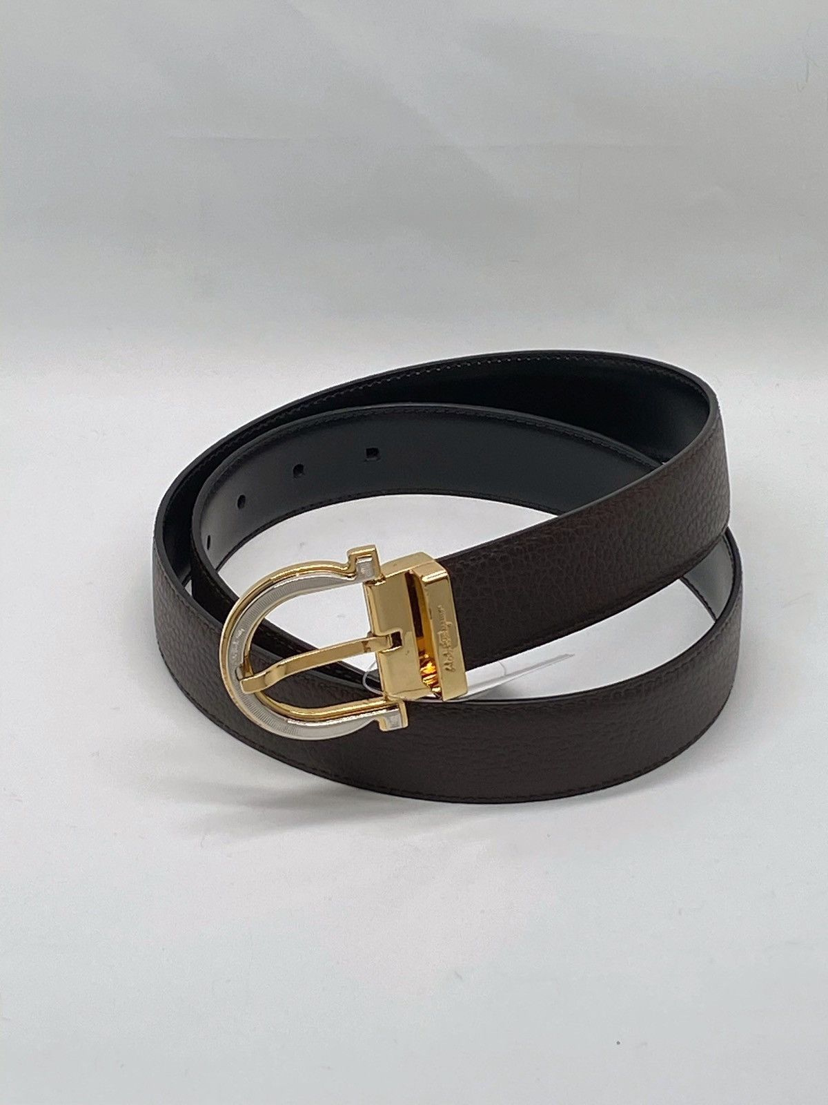 Salvatore Ferragamo Salvatore Ferragamo Adjustable Reversible Leather Belt 32 Size 32 - 1 Thumbnail
