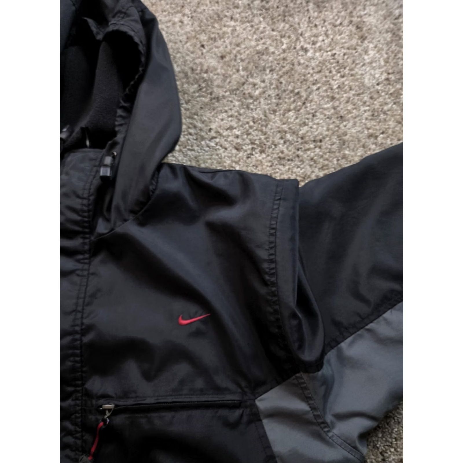 Nike VINTAGE Nike Jacket Mens M Black Grey Hooded Full Zip Fleece Reversible Y2K Size US M / EU 48-50 / 2 - 6 Thumbnail