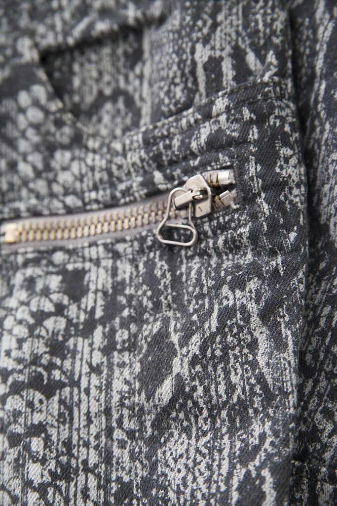 Balmain AW08 snake print skinny jeans Size 26" / US 2 / IT 38 - 7 Thumbnail