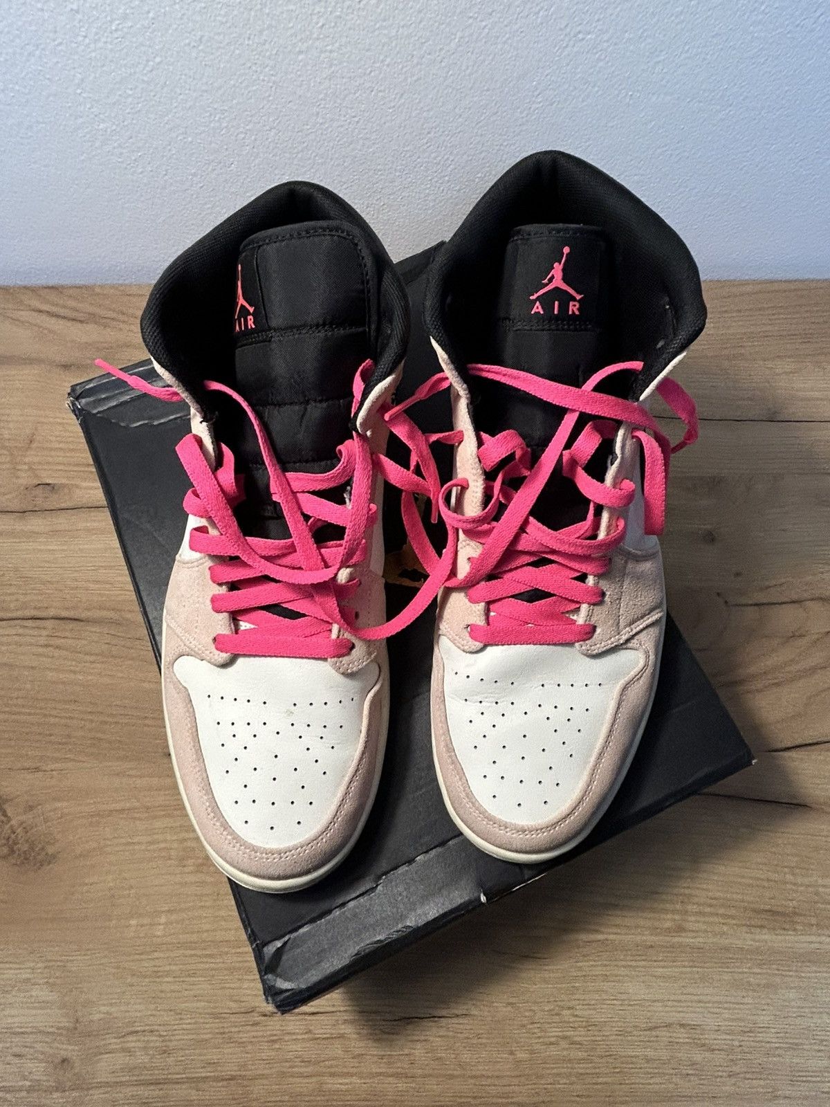 Jordan Brand Air Jordan 1 mid se Crimson tint Size US 14 / EU 47 - 2 Thumbnail