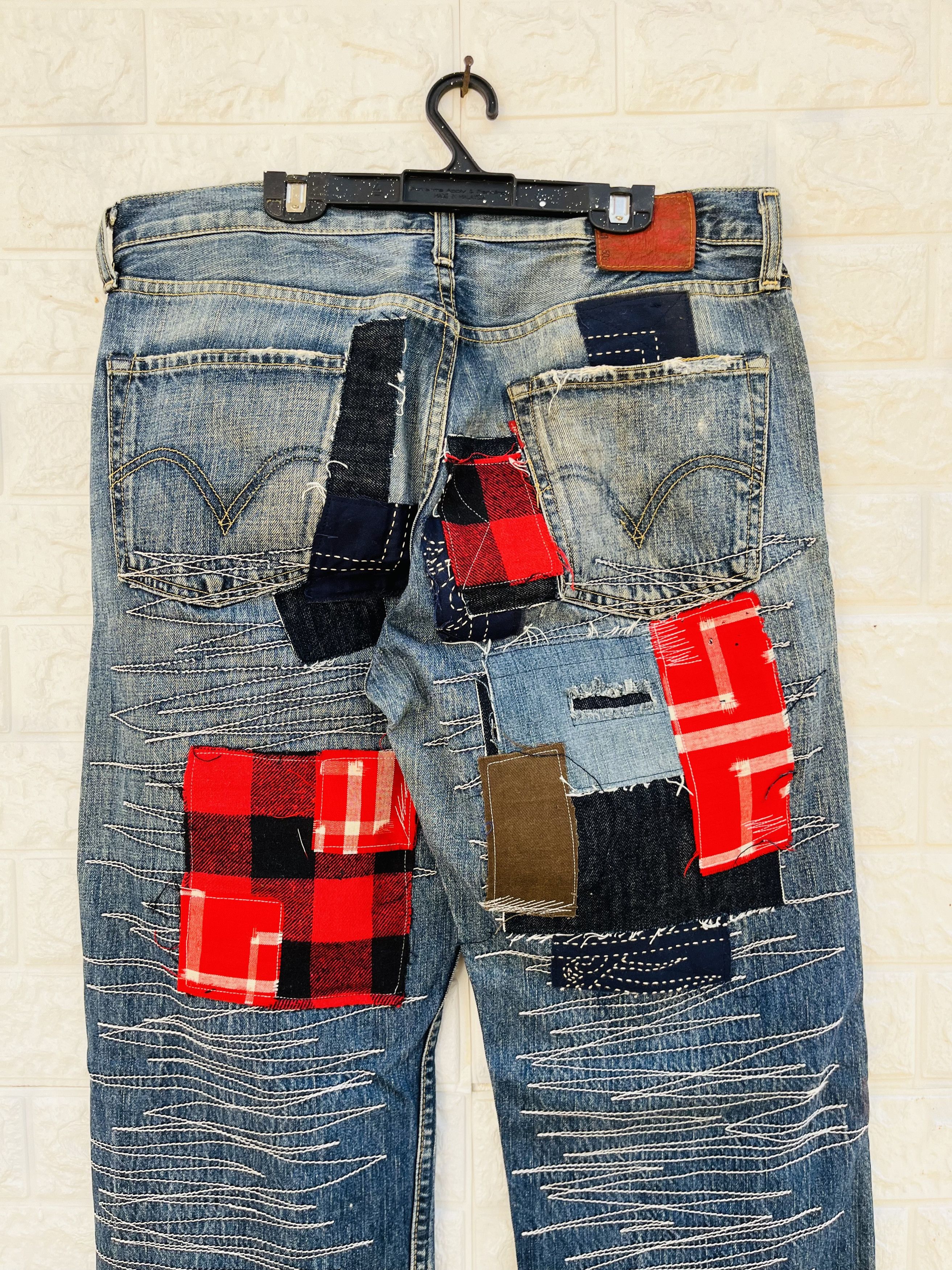 Japanese Brand Vintage 90s Levis Distressed Japan Designer Fashion Style Size US 32 / EU 48 - 9 Thumbnail