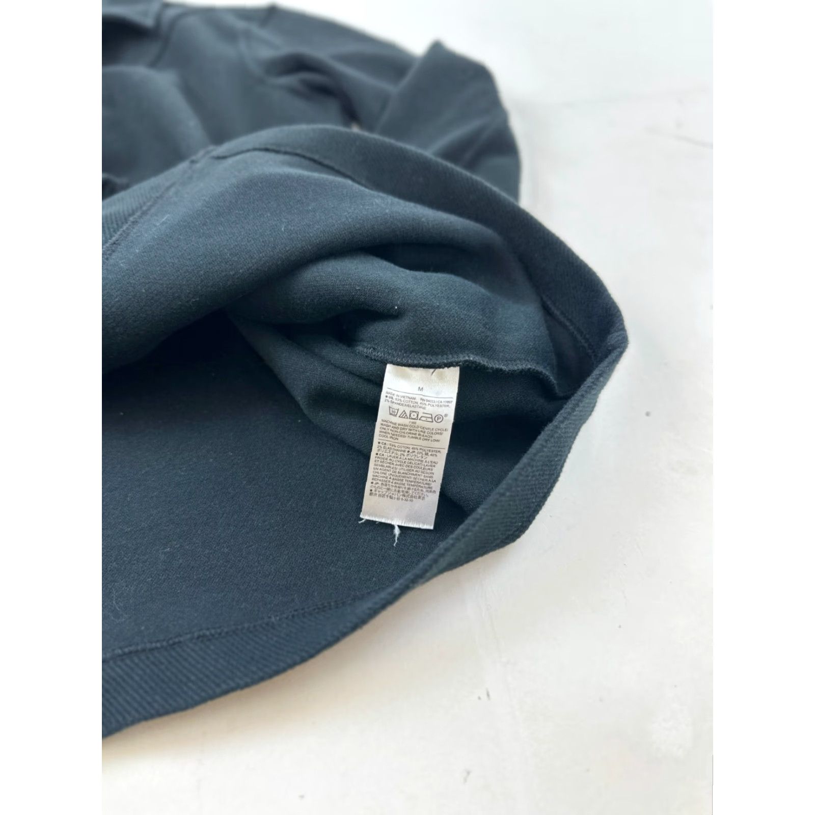 Banana Republic Banana Republic Jacket Womens M Black Light Weight Long Sleeve Button Front Casual Coat / Jacket Womens M Black Lightweight Button Front Outdoor 90s? Size M / US 6-8 / IT 42-44 - 4 Thumbnail