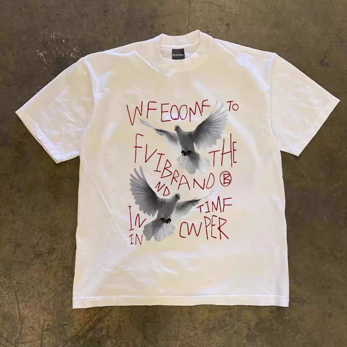 Vintage White Washed Vintage T-Shirt with Dove Print Size US M / EU 48-50 / 2 - 1 Thumbnail