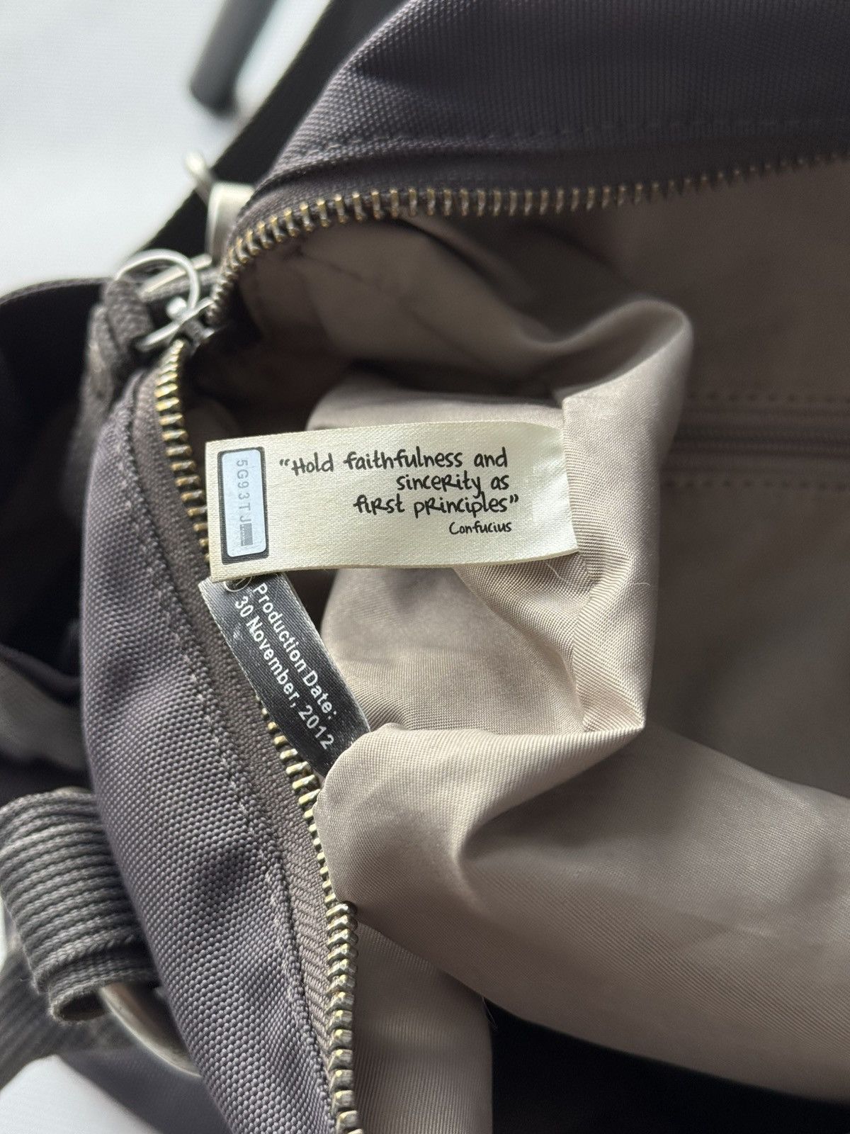George Gina & Lucy Very Rare George Gina & lucy Y2k Alyx Bag Crossbody Handbag Size ONE SIZE - 17 Thumbnail