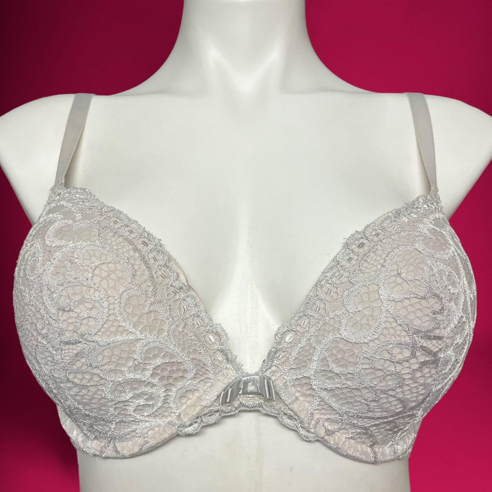 FrederickS Of Hollywood Padded Wired Sexy Lace Bra in White, Women's