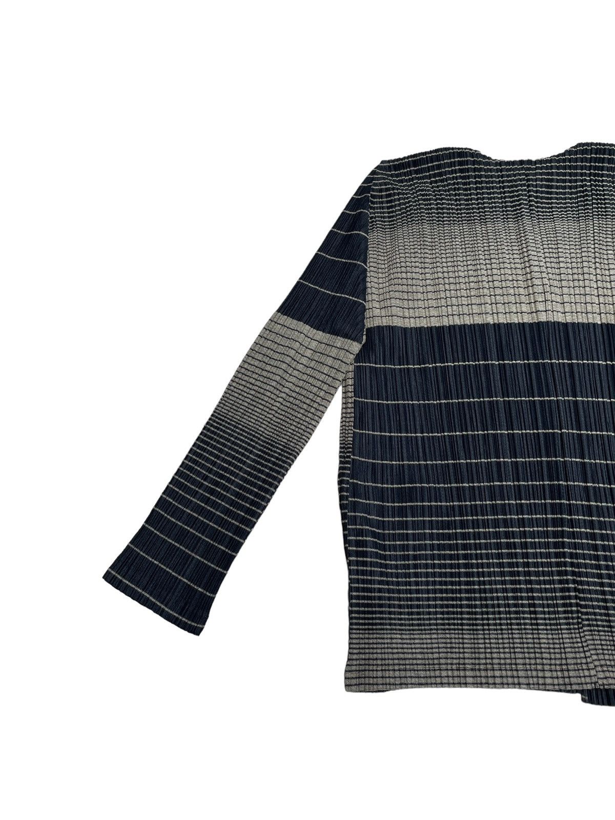 Pleats Please Issey Miyake Rare Vintage PLEATS PLEASE Gradient Striped Cardigan 1990s Size US L / EU 52-54 / 3 - 6 Thumbnail